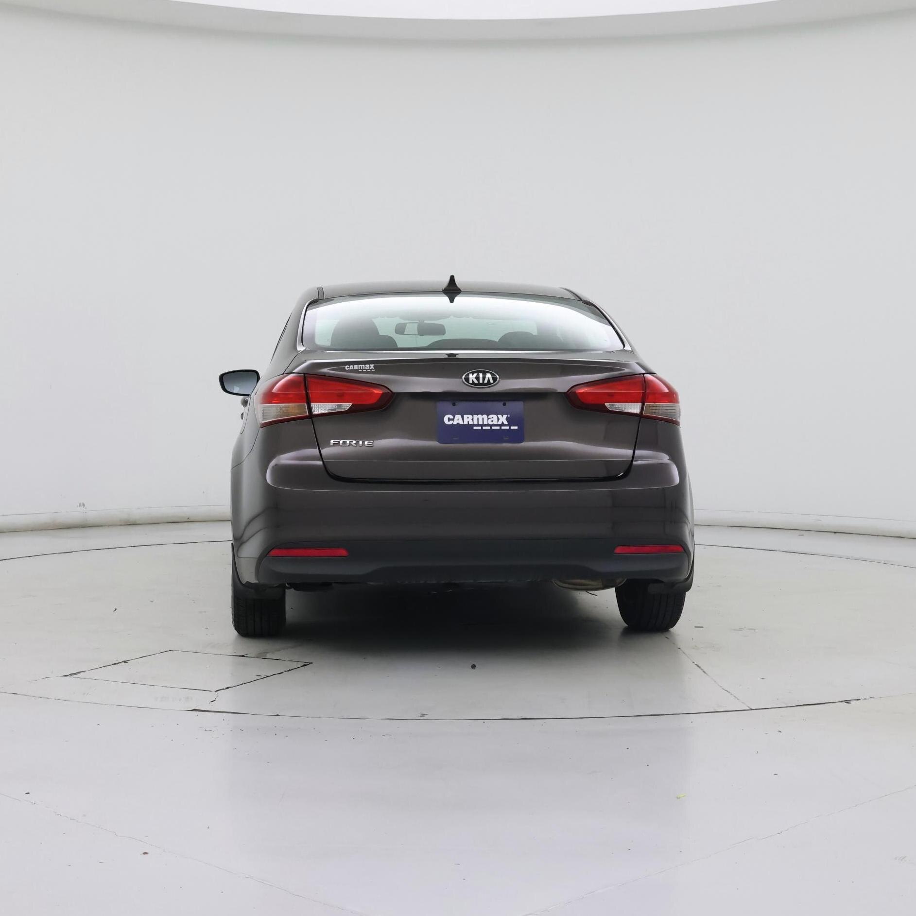 Thumbnail: 2018 Kia Forte - 6