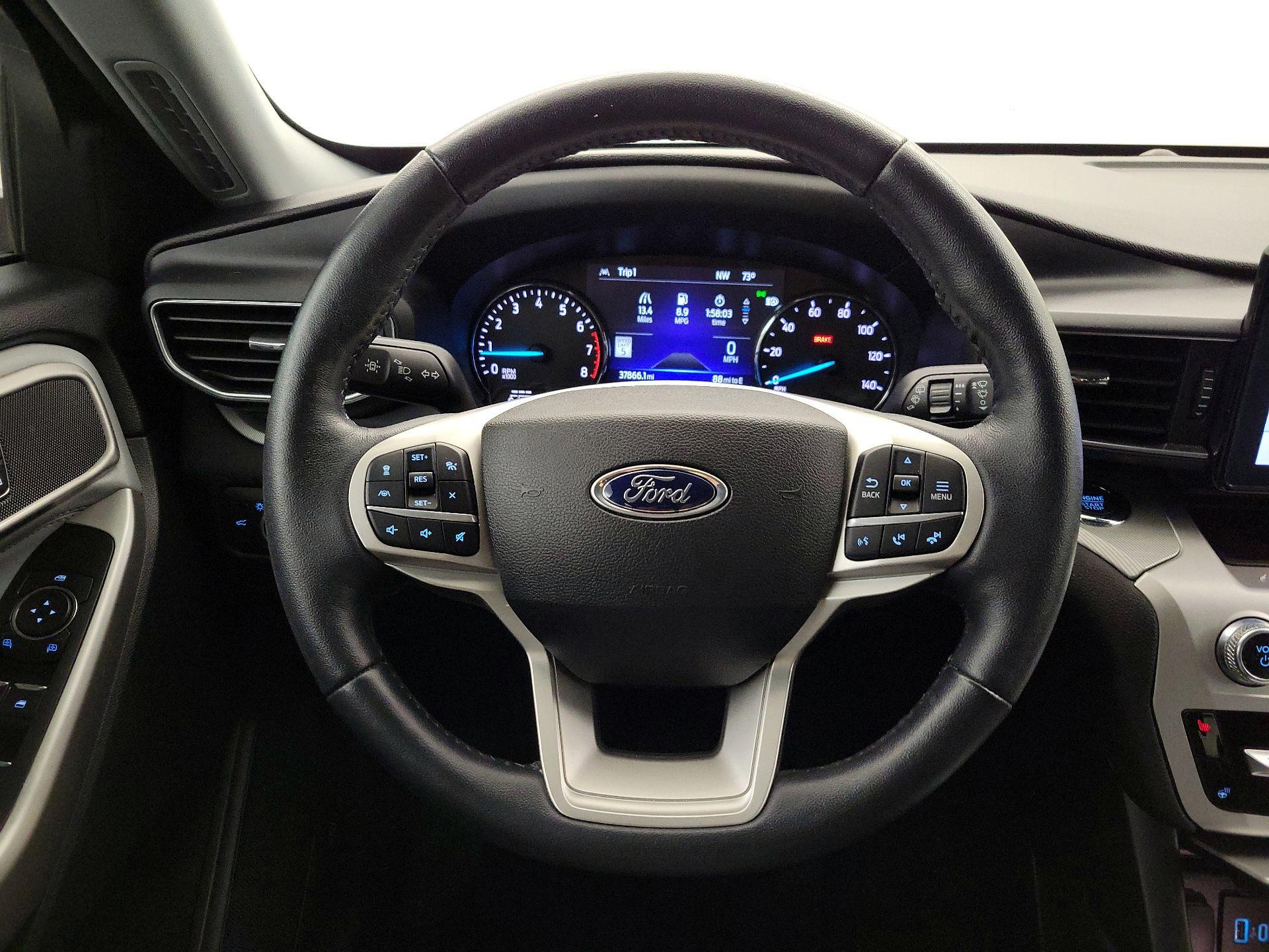 Thumbnail: 2022 Ford Explorer - 10