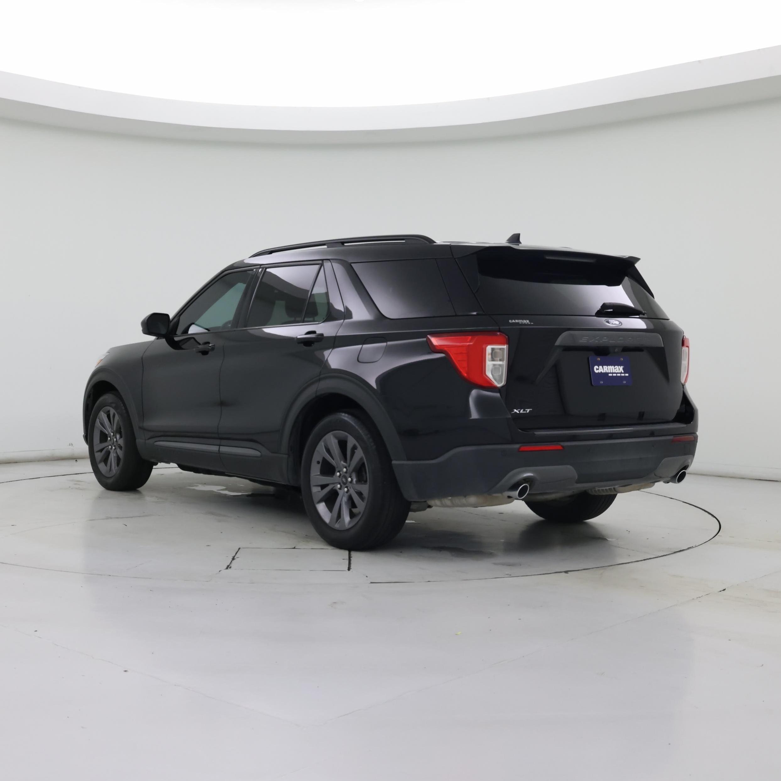 Thumbnail: 2022 Ford Explorer - 2