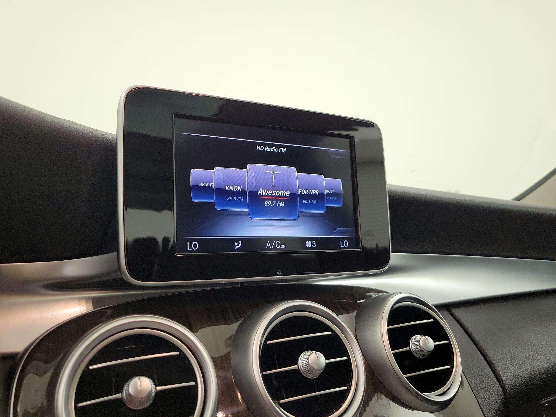 Thumbnail: 2015 Mercedes-Benz C-Class - 15