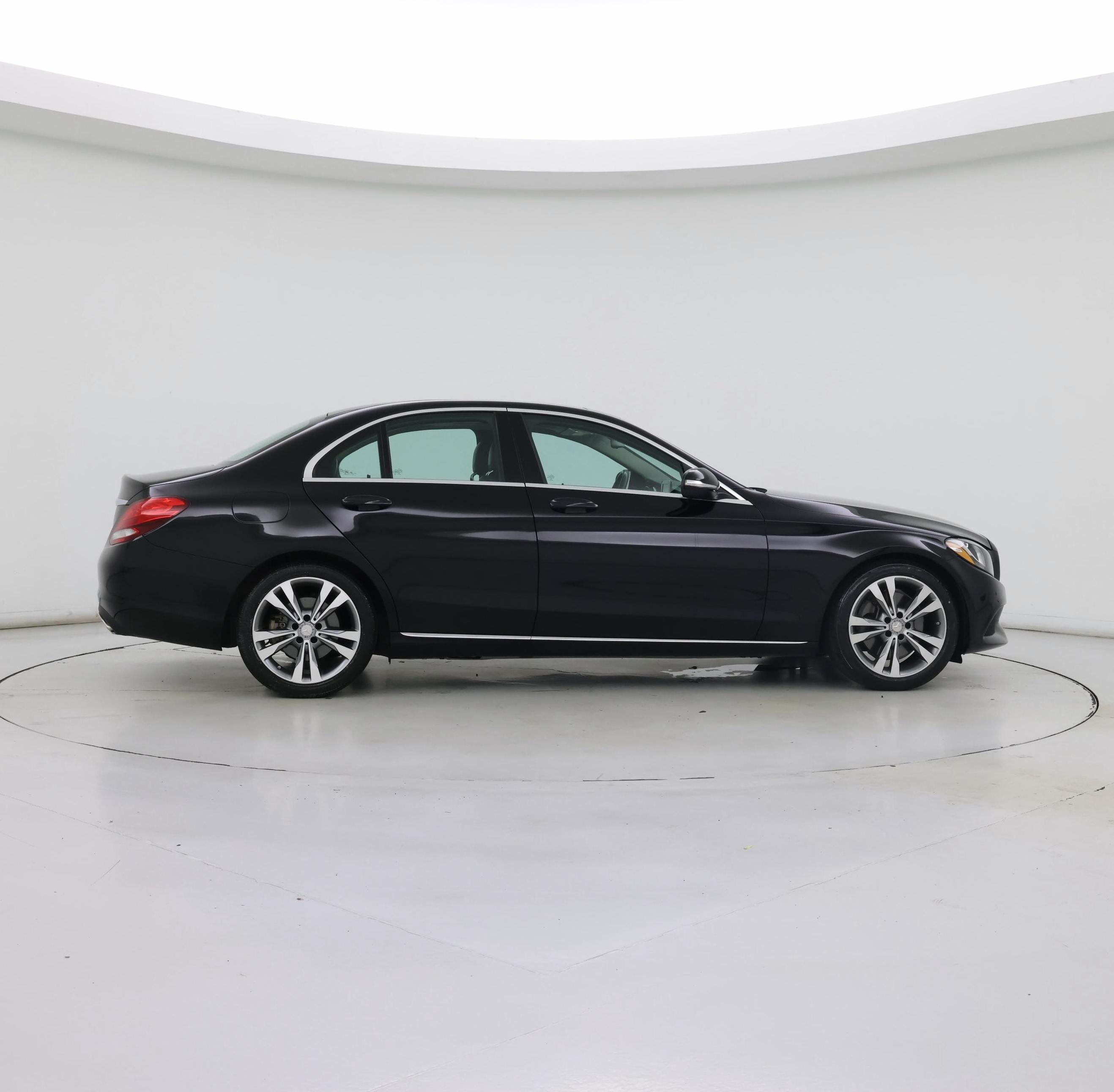 Thumbnail: 2015 Mercedes-Benz C-Class - 7