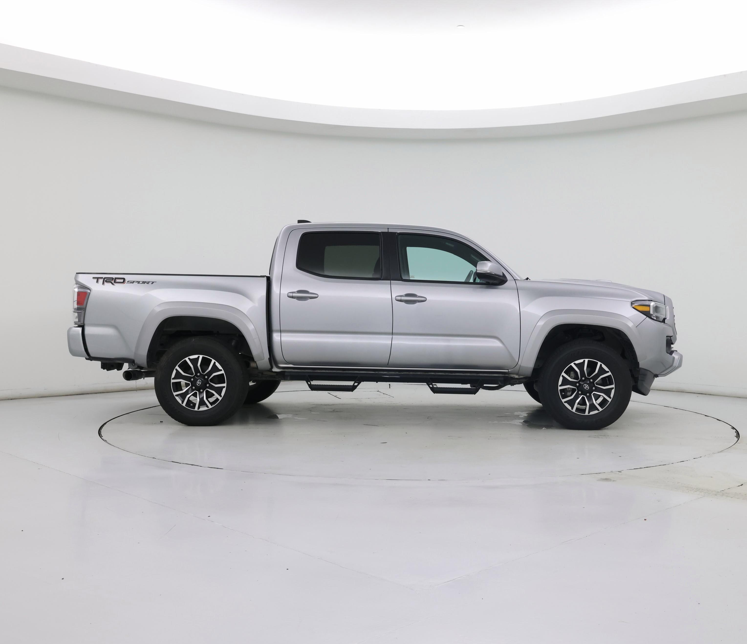 Thumbnail: 2020 Toyota Tacoma - 7