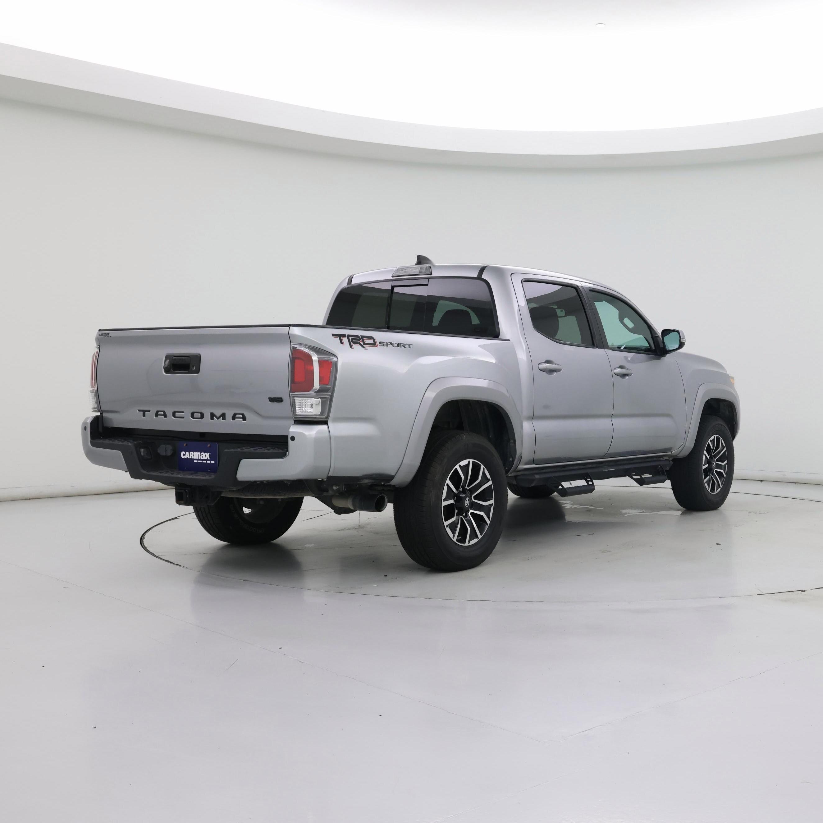 Thumbnail: 2020 Toyota Tacoma - 8