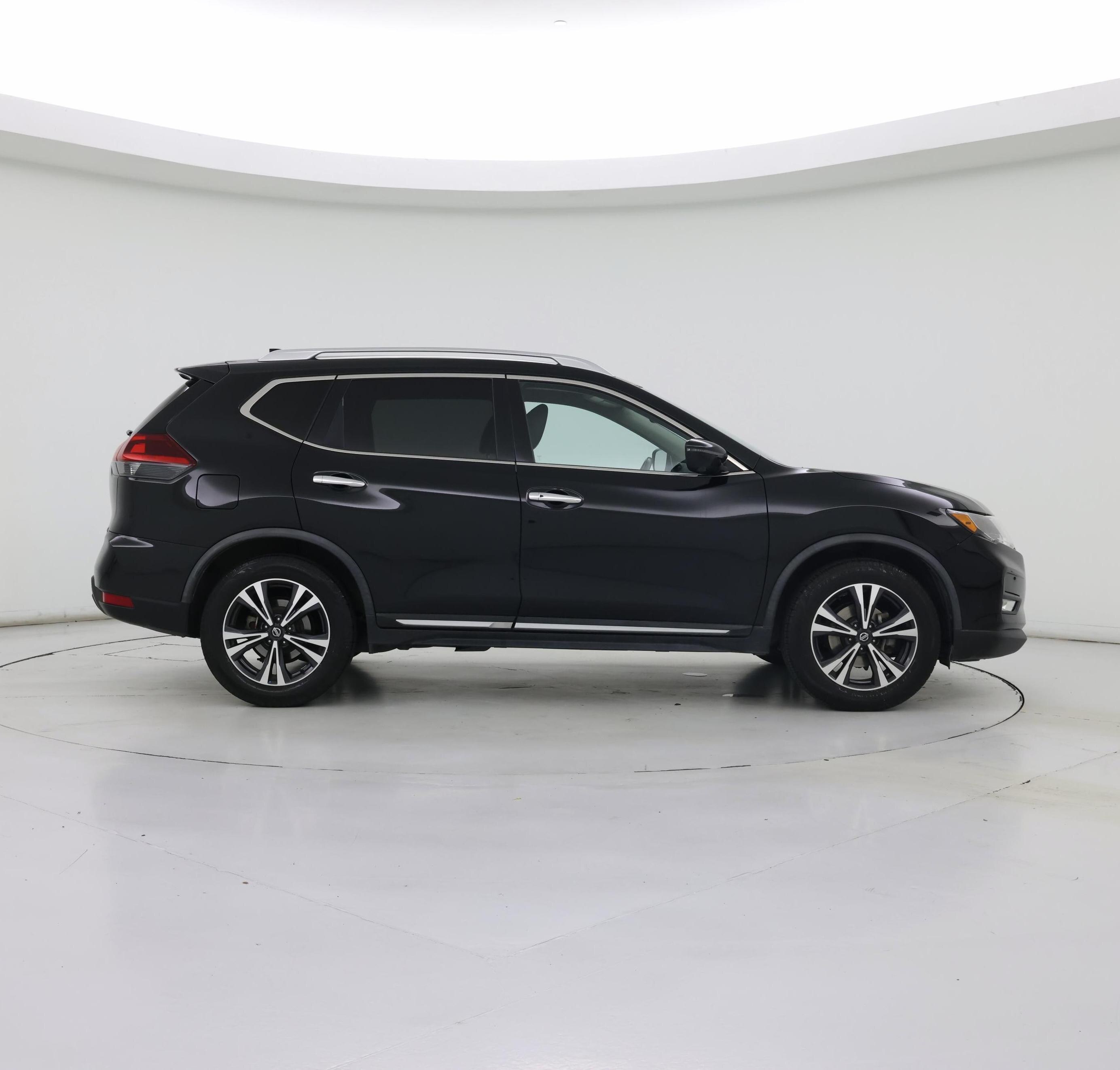 Thumbnail: 2018 Nissan Rogue - 7