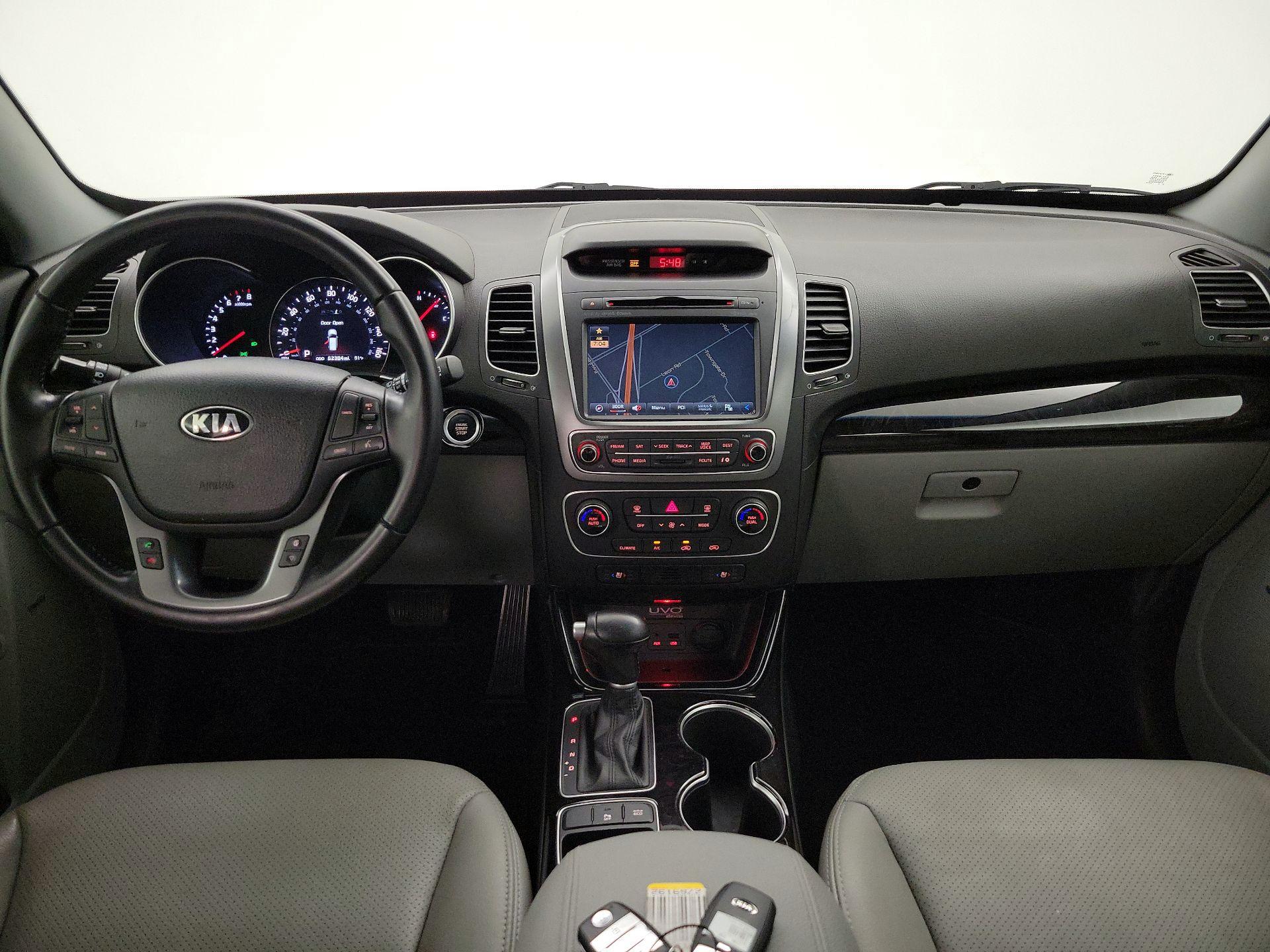 Thumbnail: 2014 Kia Sorento - 9