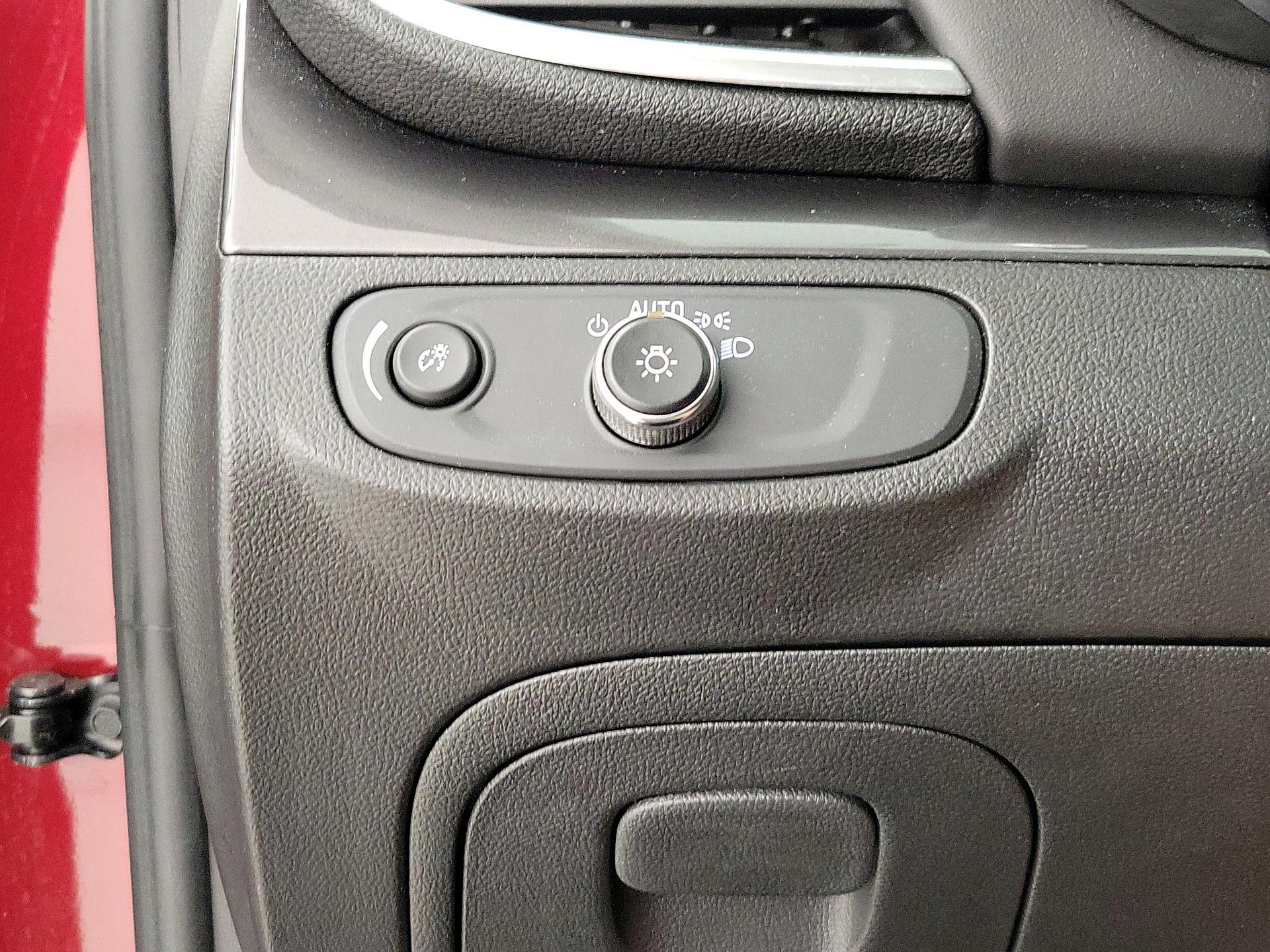 Thumbnail: 2021 Buick Encore - 13