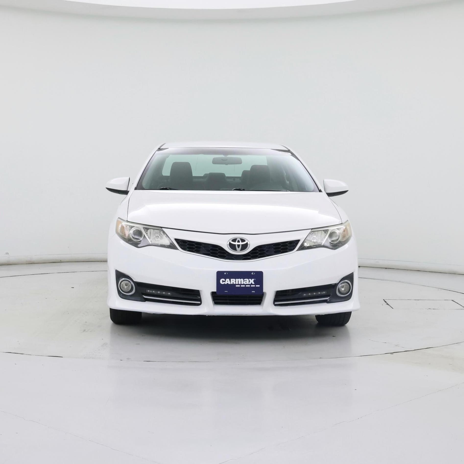 Thumbnail: 2014 Toyota Camry - 5