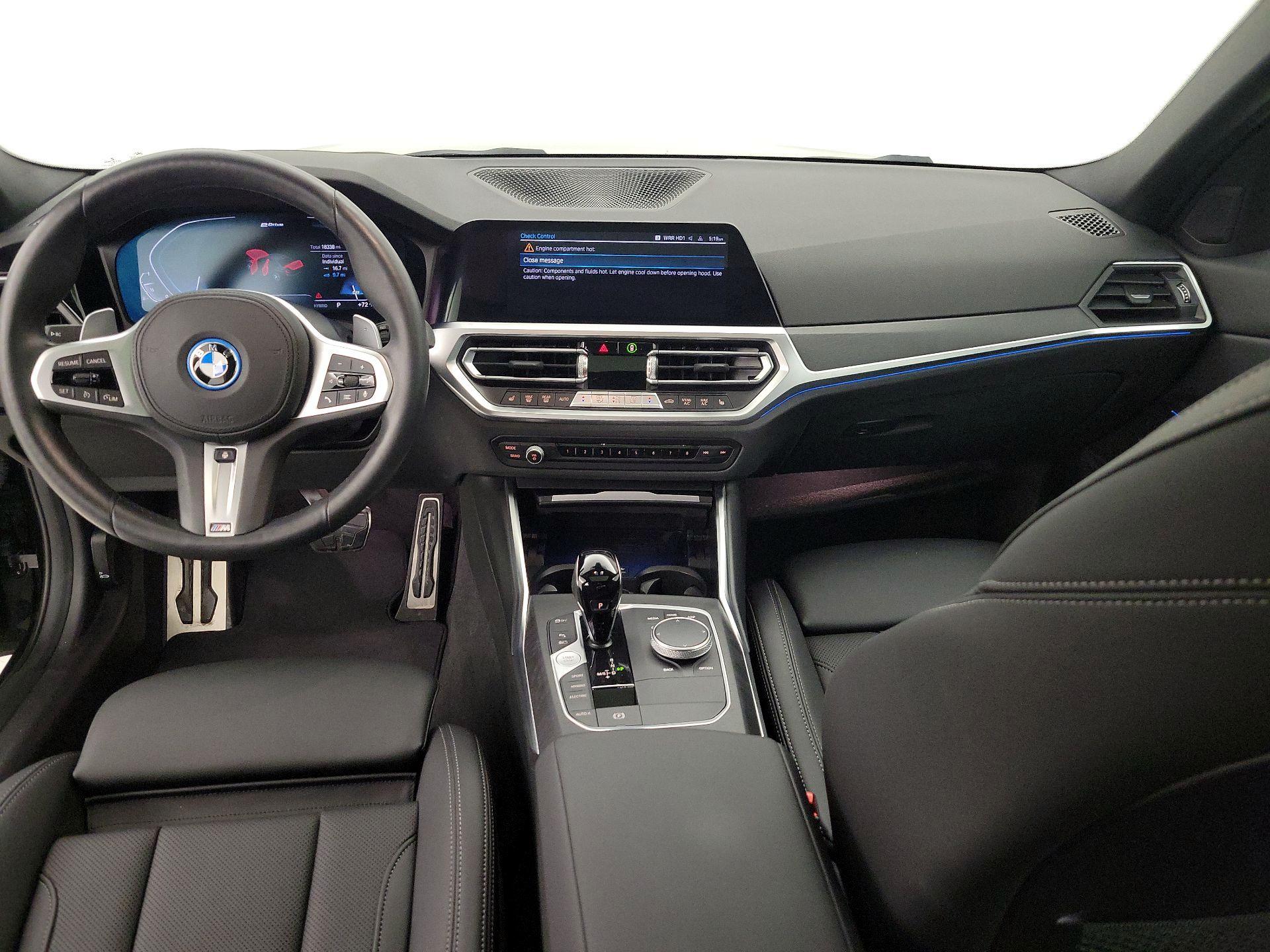 Thumbnail: 2022 BMW 3 Series - 9