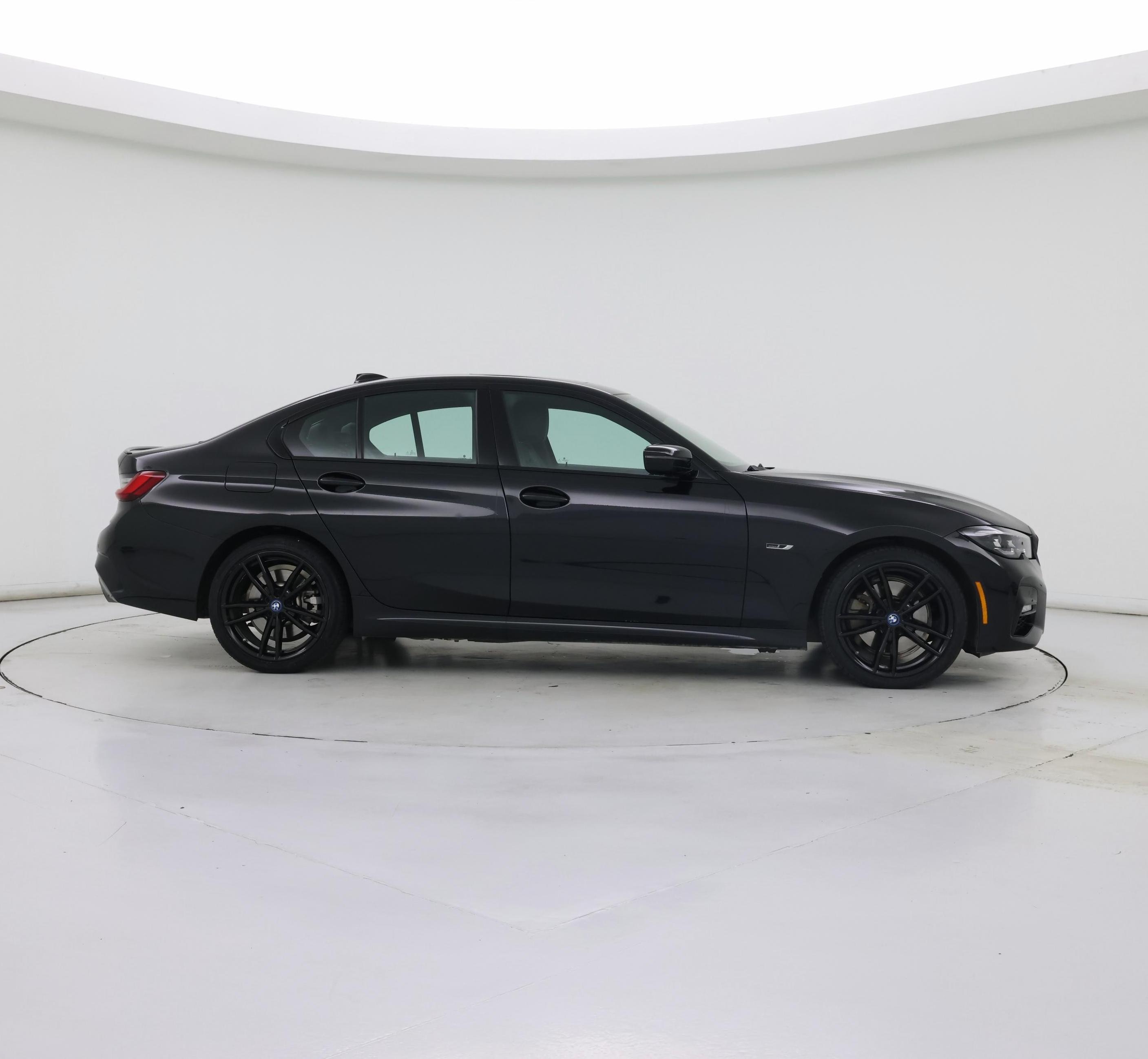 Thumbnail: 2022 BMW 3 Series - 7