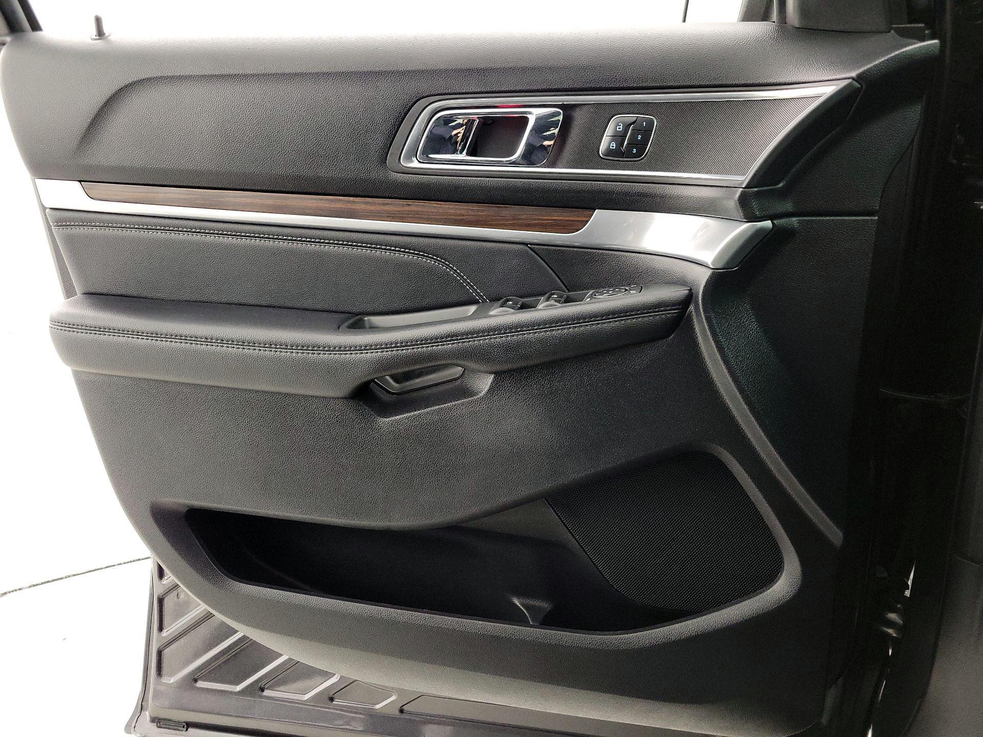 Thumbnail: 2017 Ford Explorer - 12