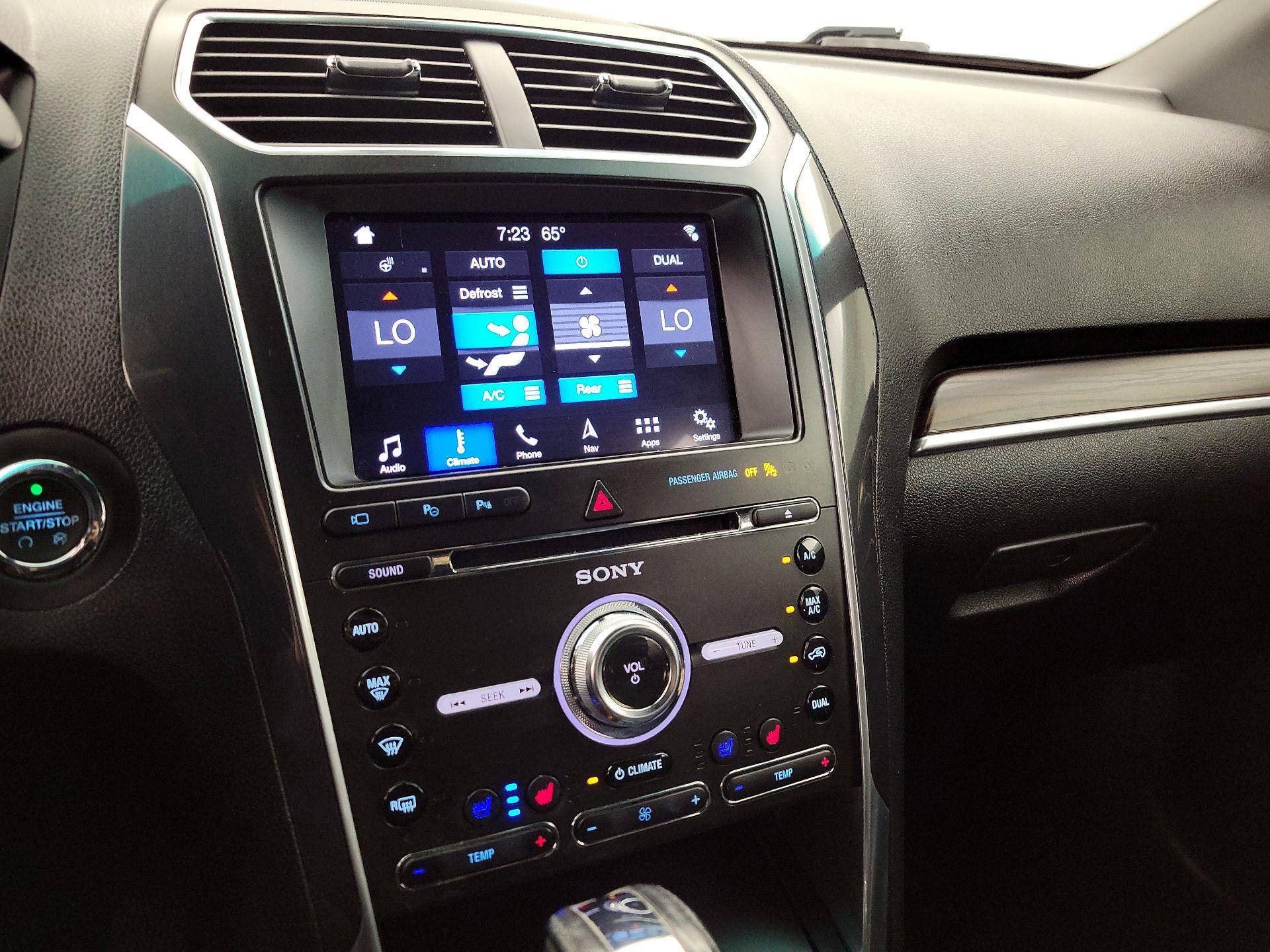 Thumbnail: 2017 Ford Explorer - 16
