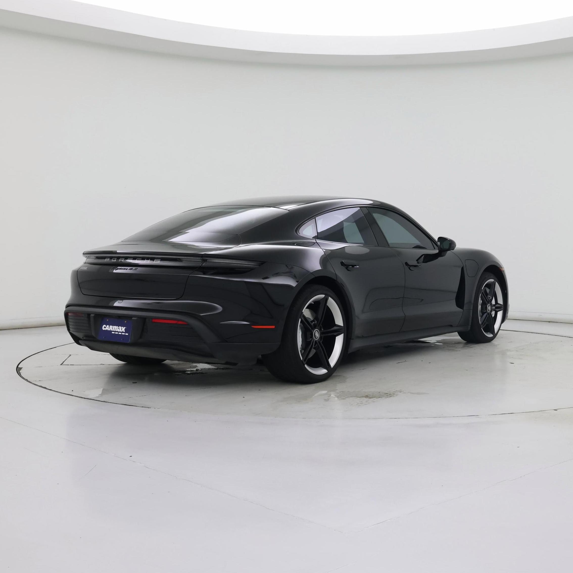 Thumbnail: 2021 Porsche Taycan - 8