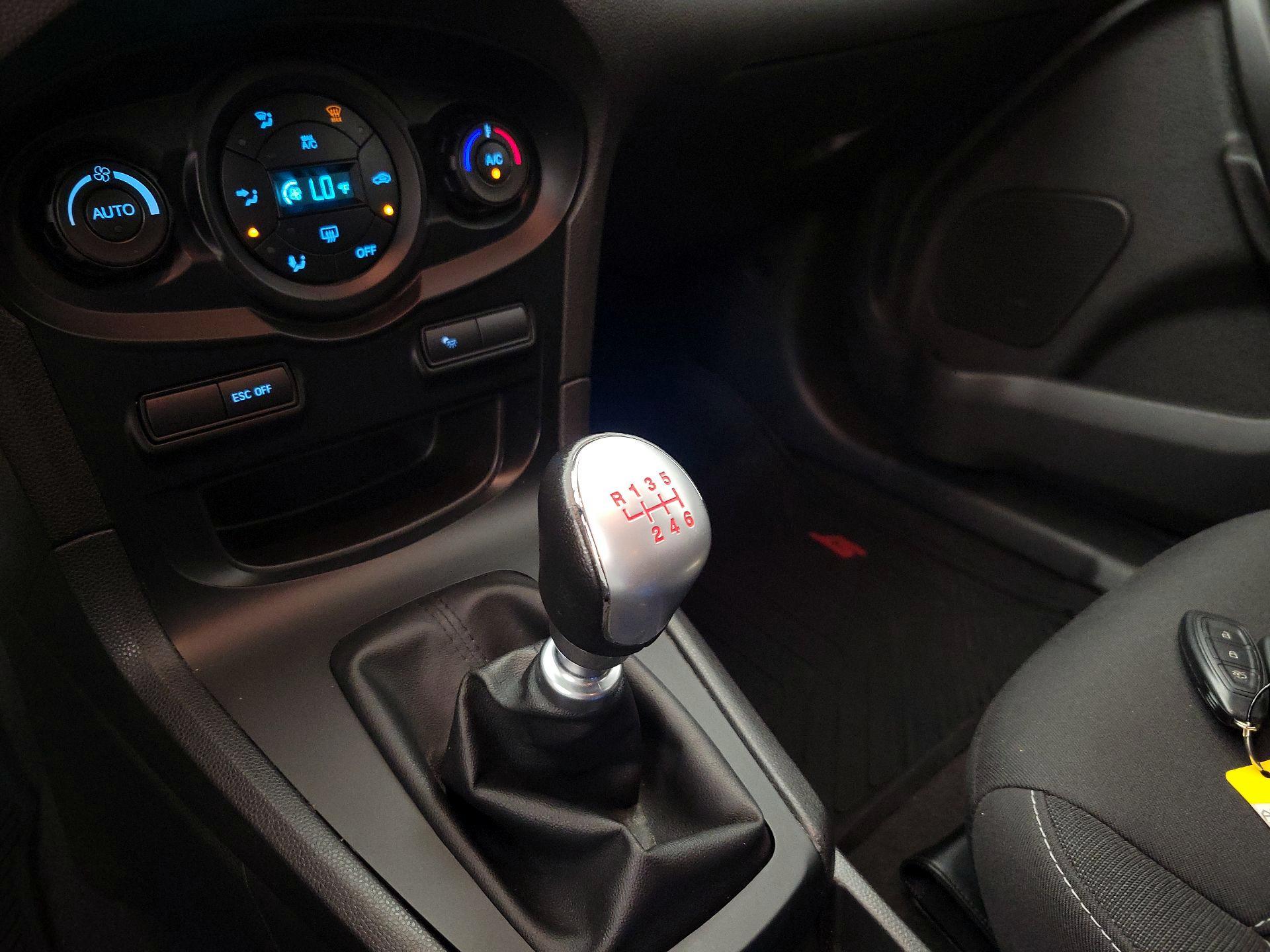 Thumbnail: 2019 Ford Fiesta - 17