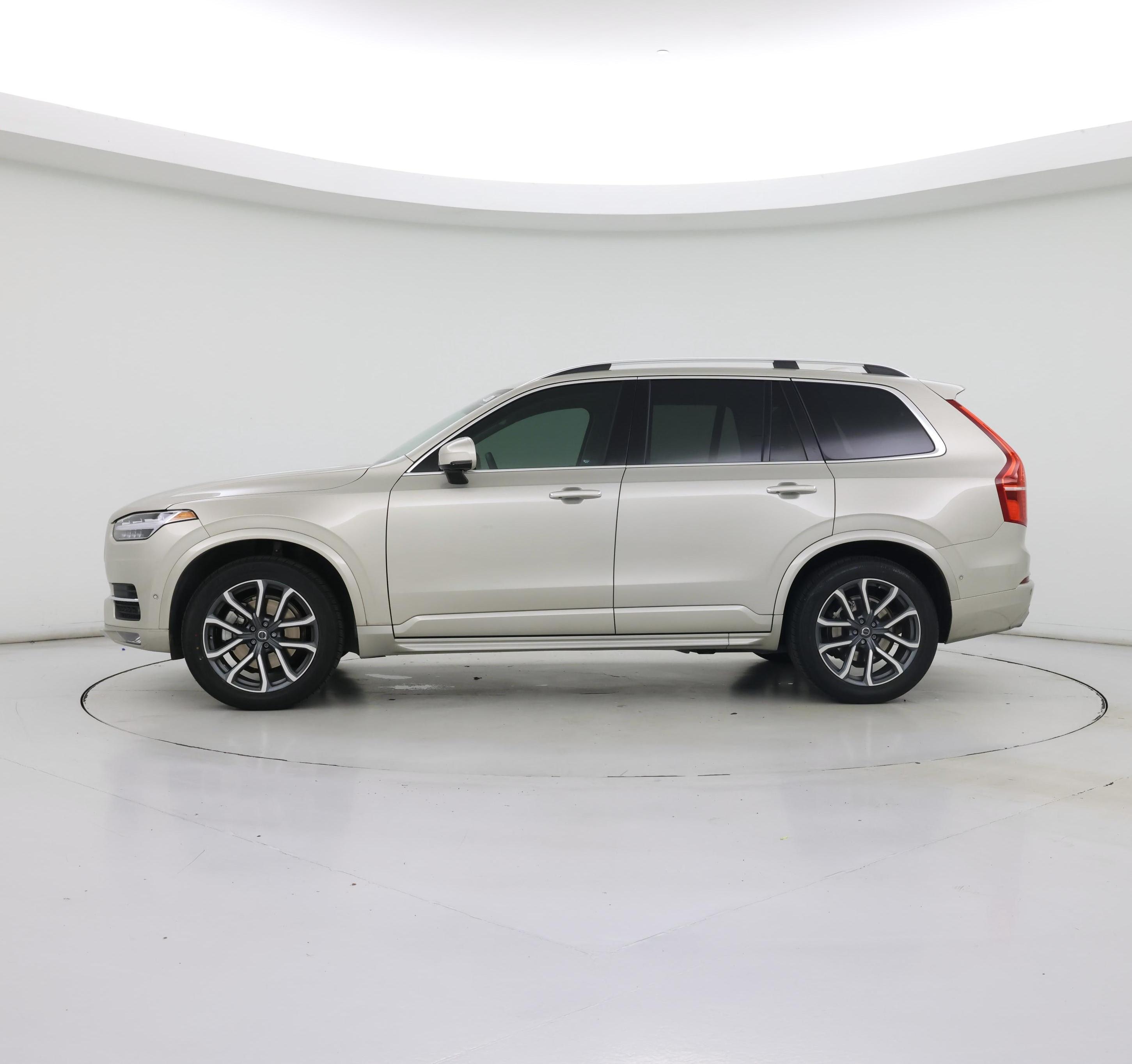 Thumbnail: 2018 Volvo XC90 - 3