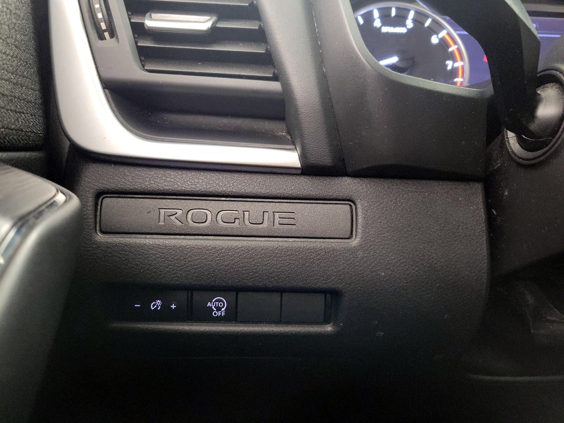 Thumbnail: 2023 Nissan Rogue - 13