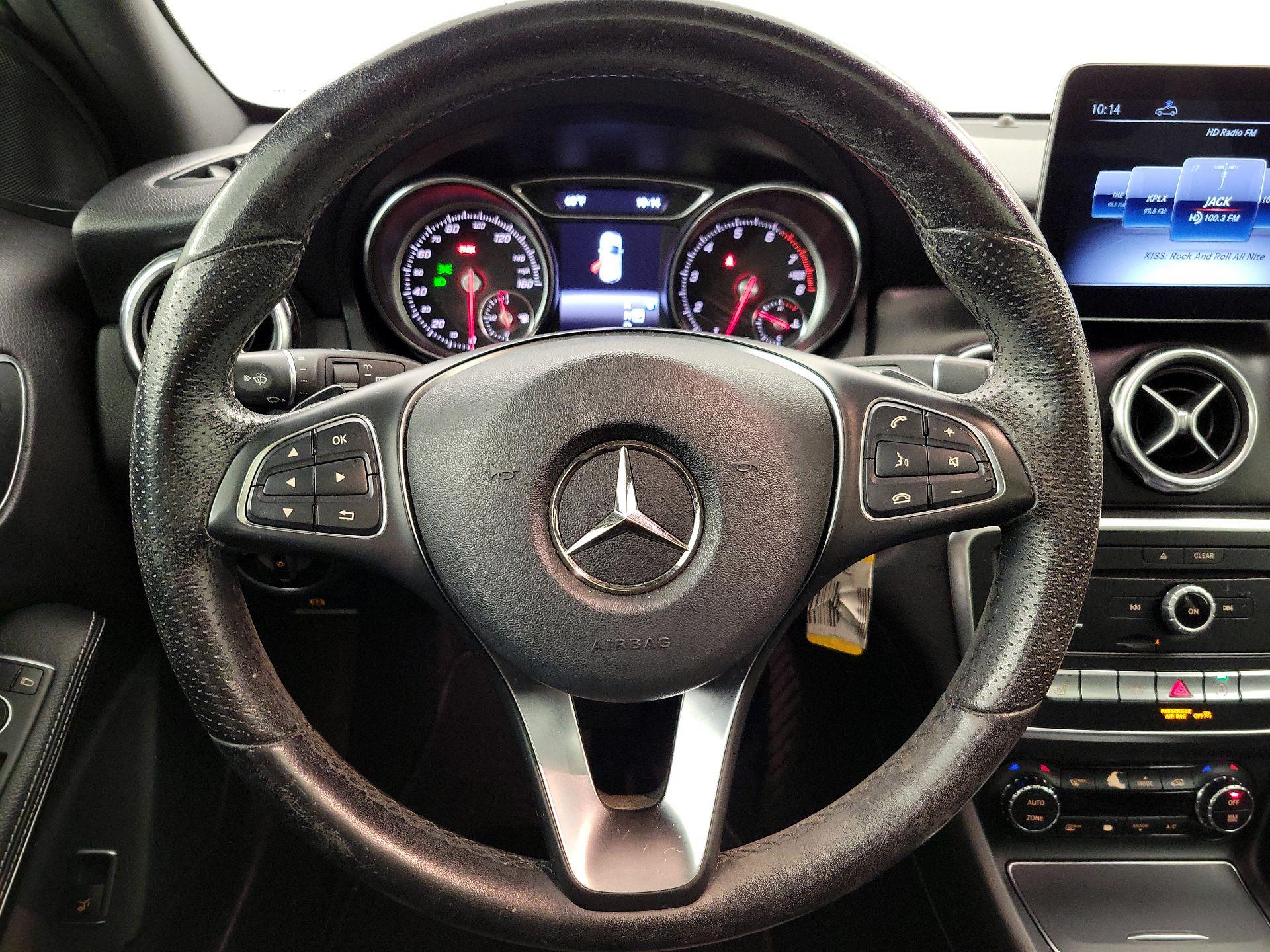 Thumbnail: 2019 Mercedes-Benz GLA - 10