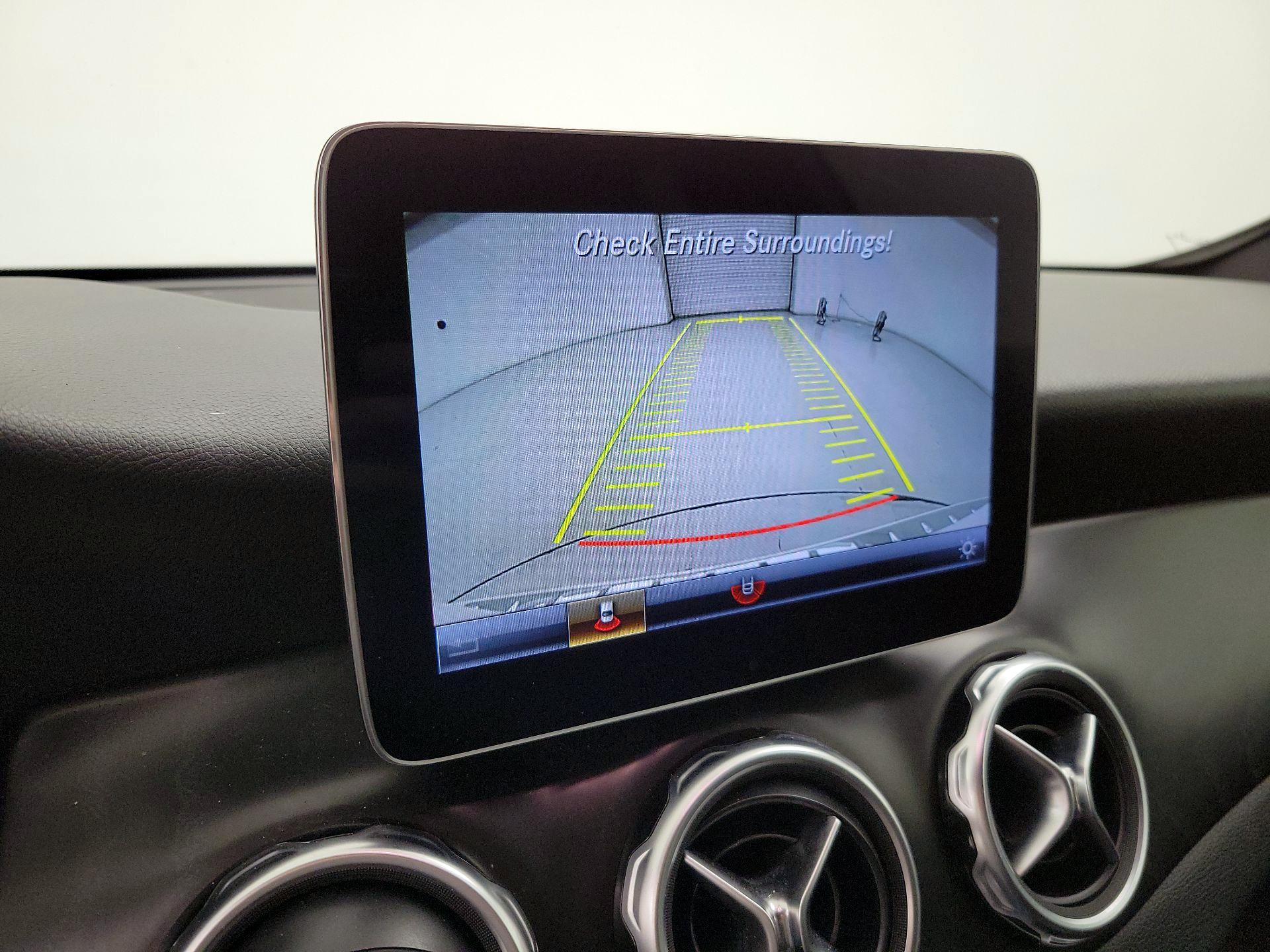 Thumbnail: 2019 Mercedes-Benz GLA - 14