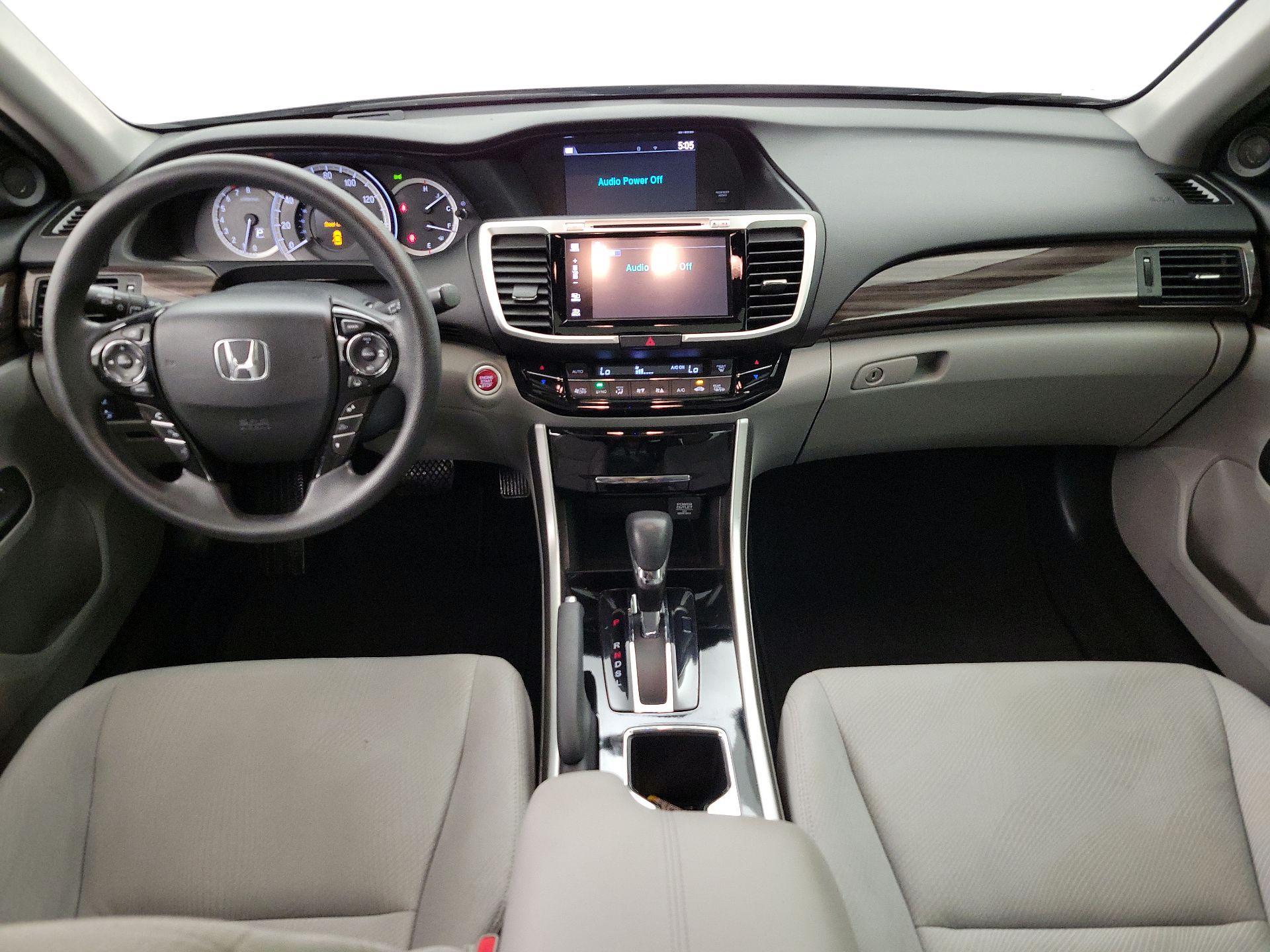 Thumbnail: 2016 Honda Accord - 9