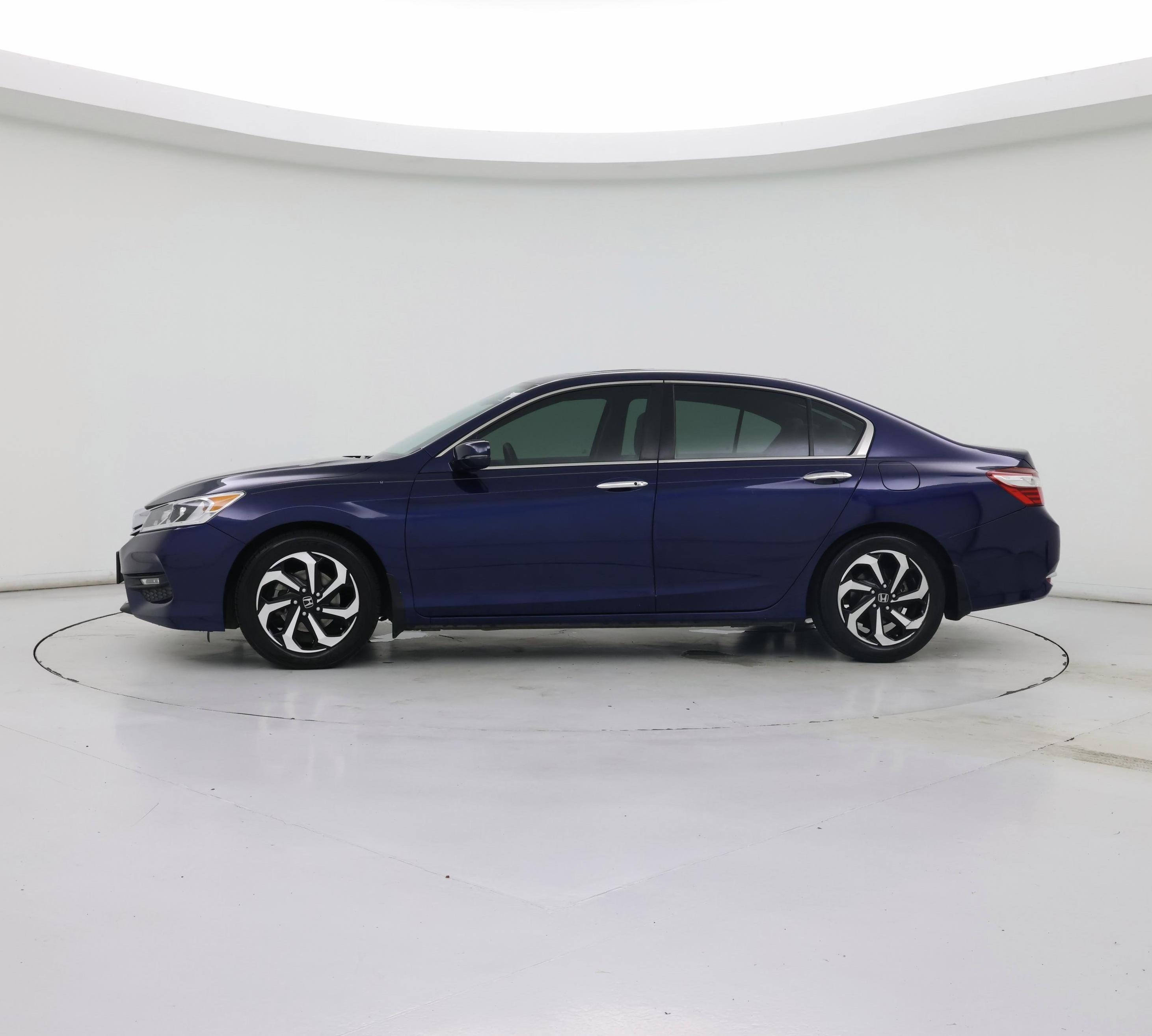 Thumbnail: 2016 Honda Accord - 3
