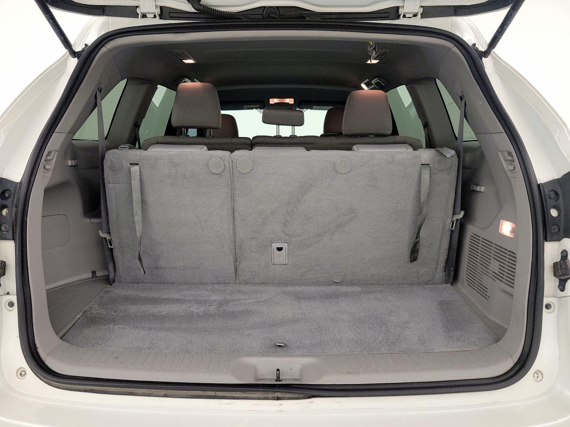 Thumbnail: 2016 Toyota Highlander - 19