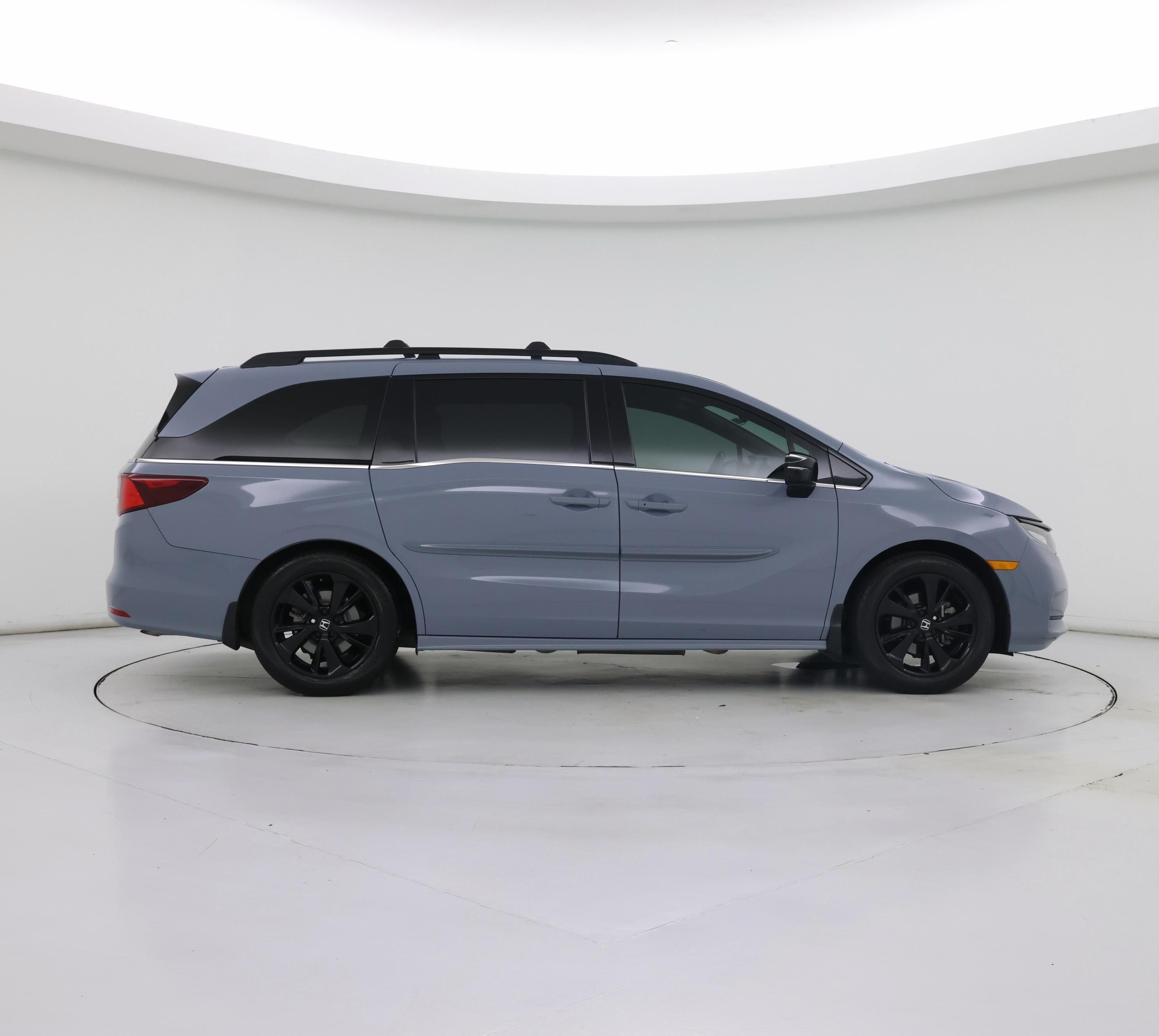 Thumbnail: 2023 Honda Odyssey - 7
