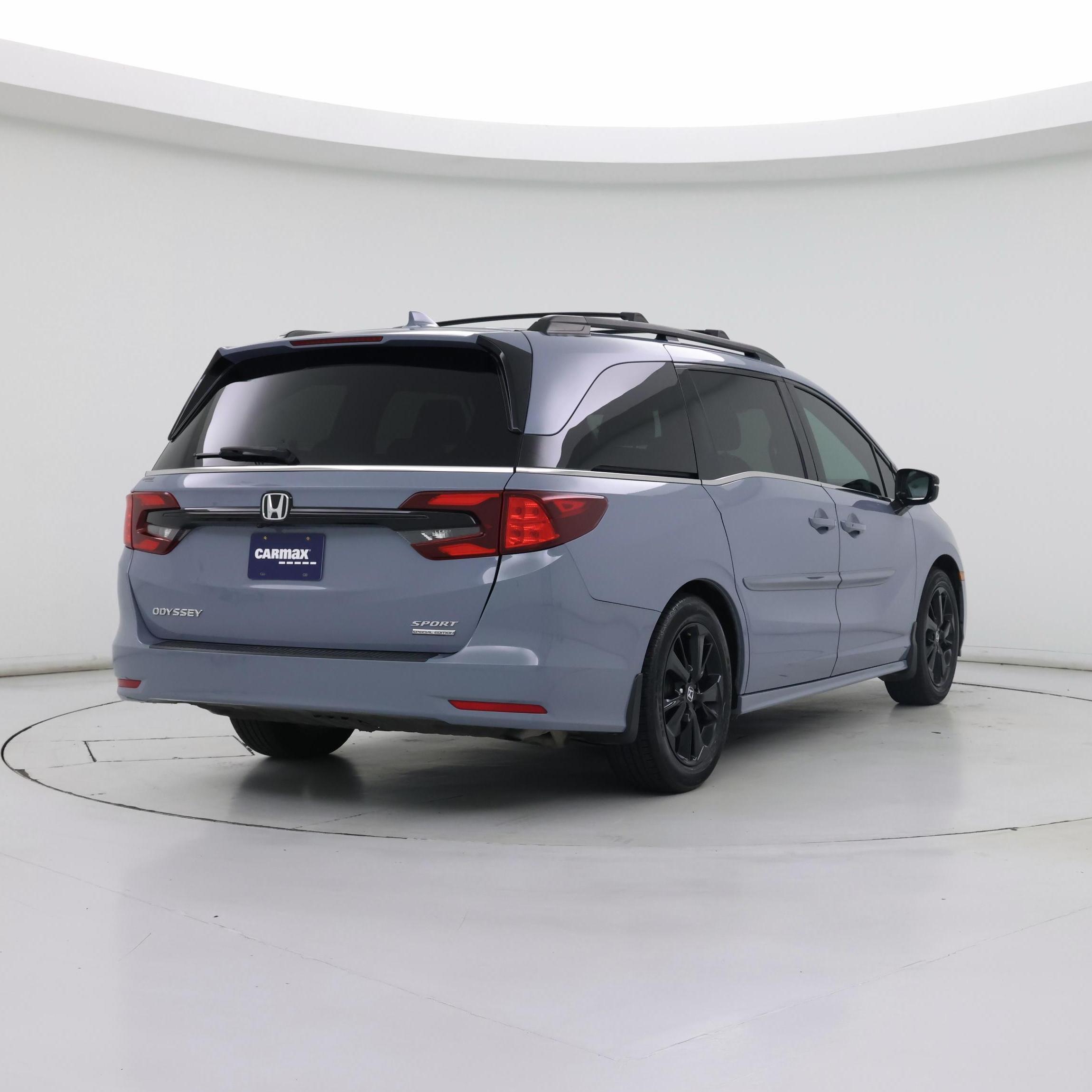 Thumbnail: 2023 Honda Odyssey - 8
