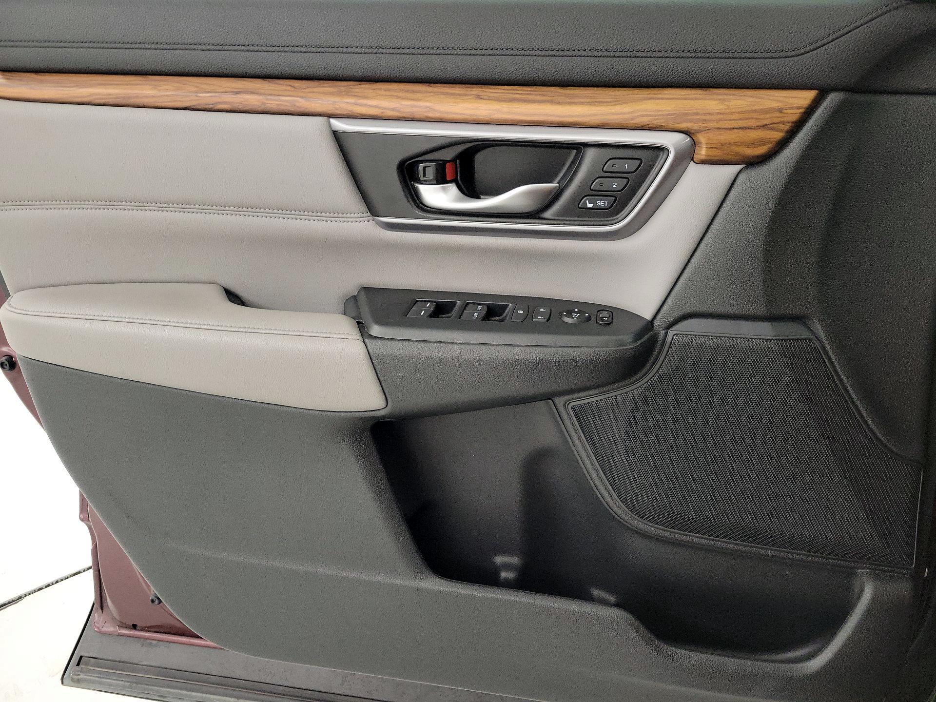 Thumbnail: 2017 Honda CR-V - 12