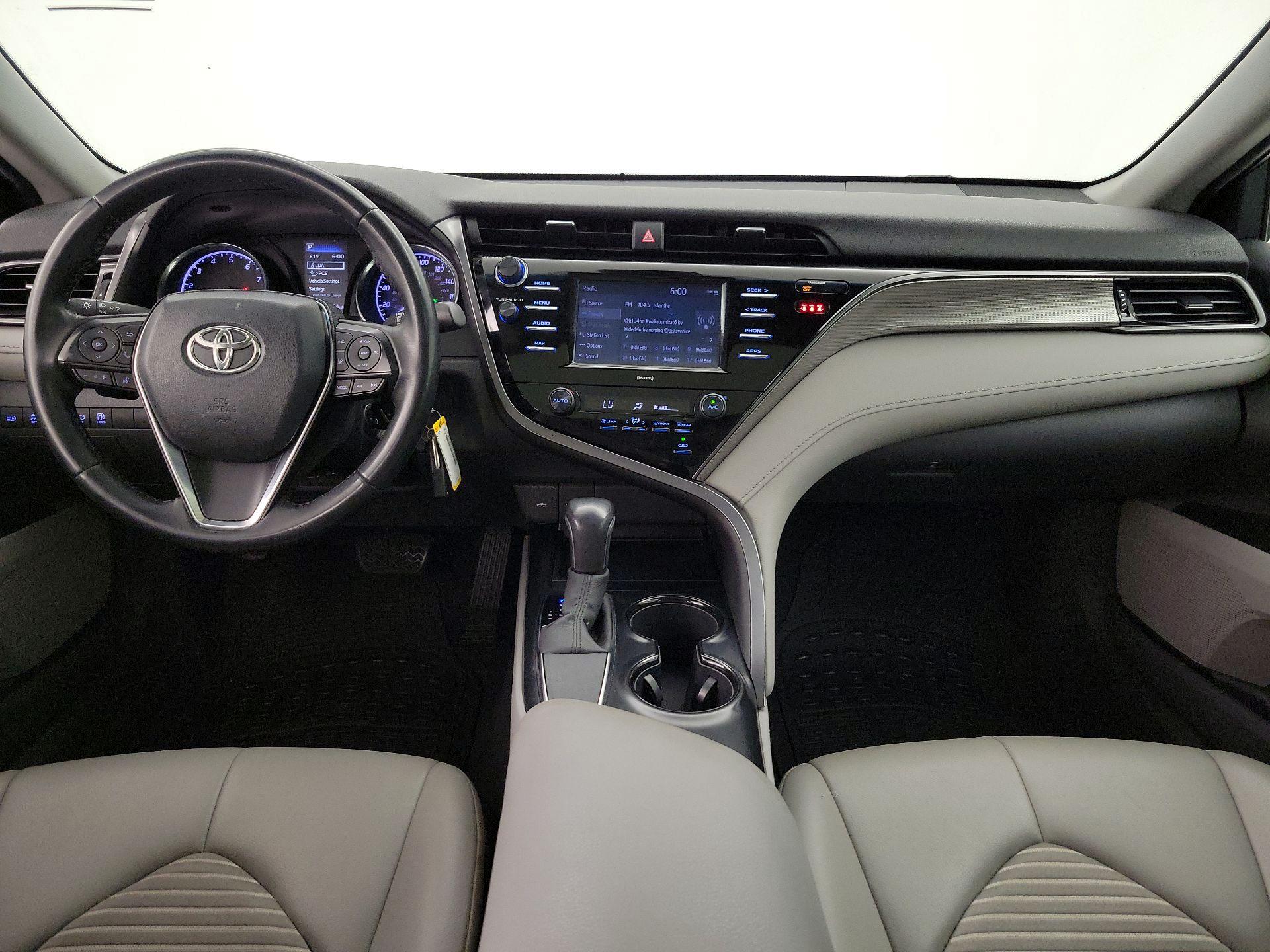 Thumbnail: 2020 Toyota Camry - 9