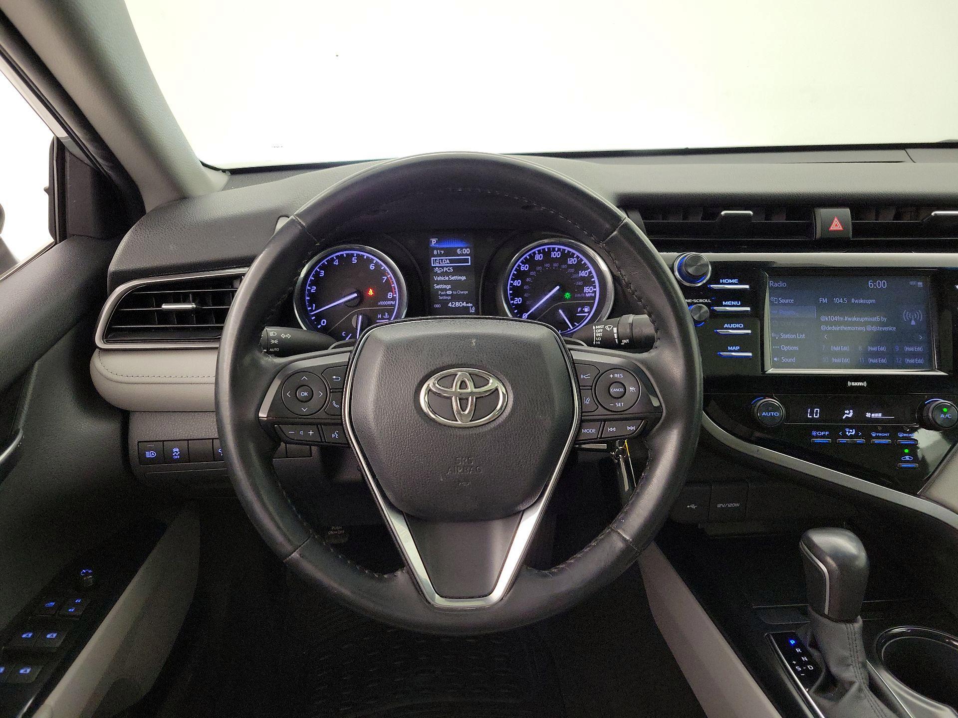 Thumbnail: 2020 Toyota Camry - 10