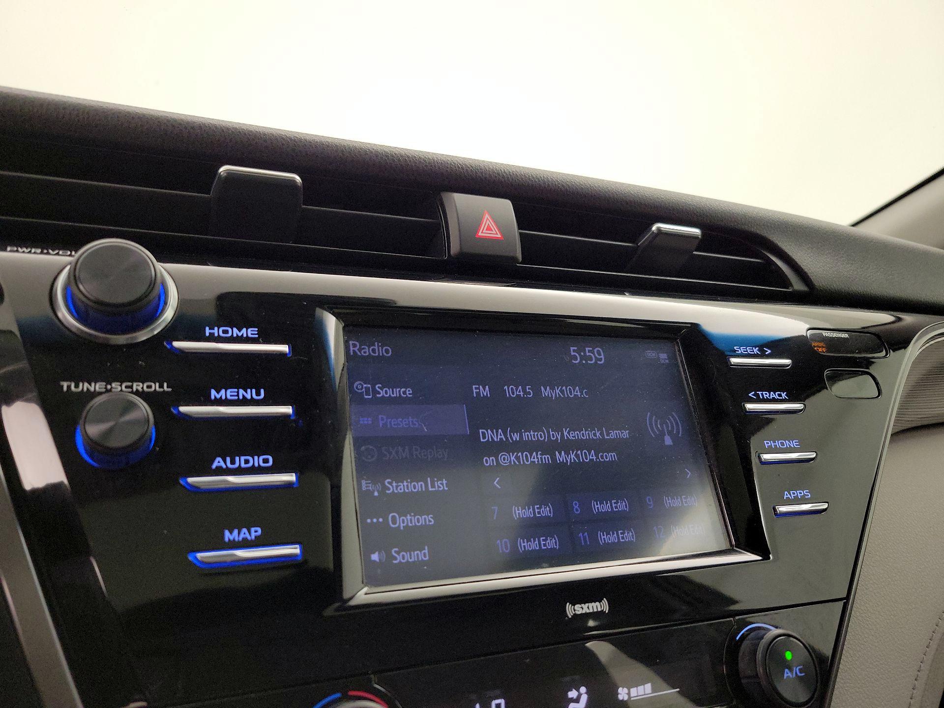 Thumbnail: 2020 Toyota Camry - 15