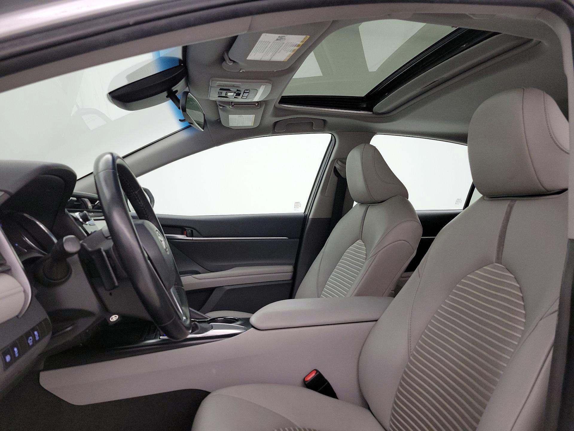 Thumbnail: 2020 Toyota Camry - 18