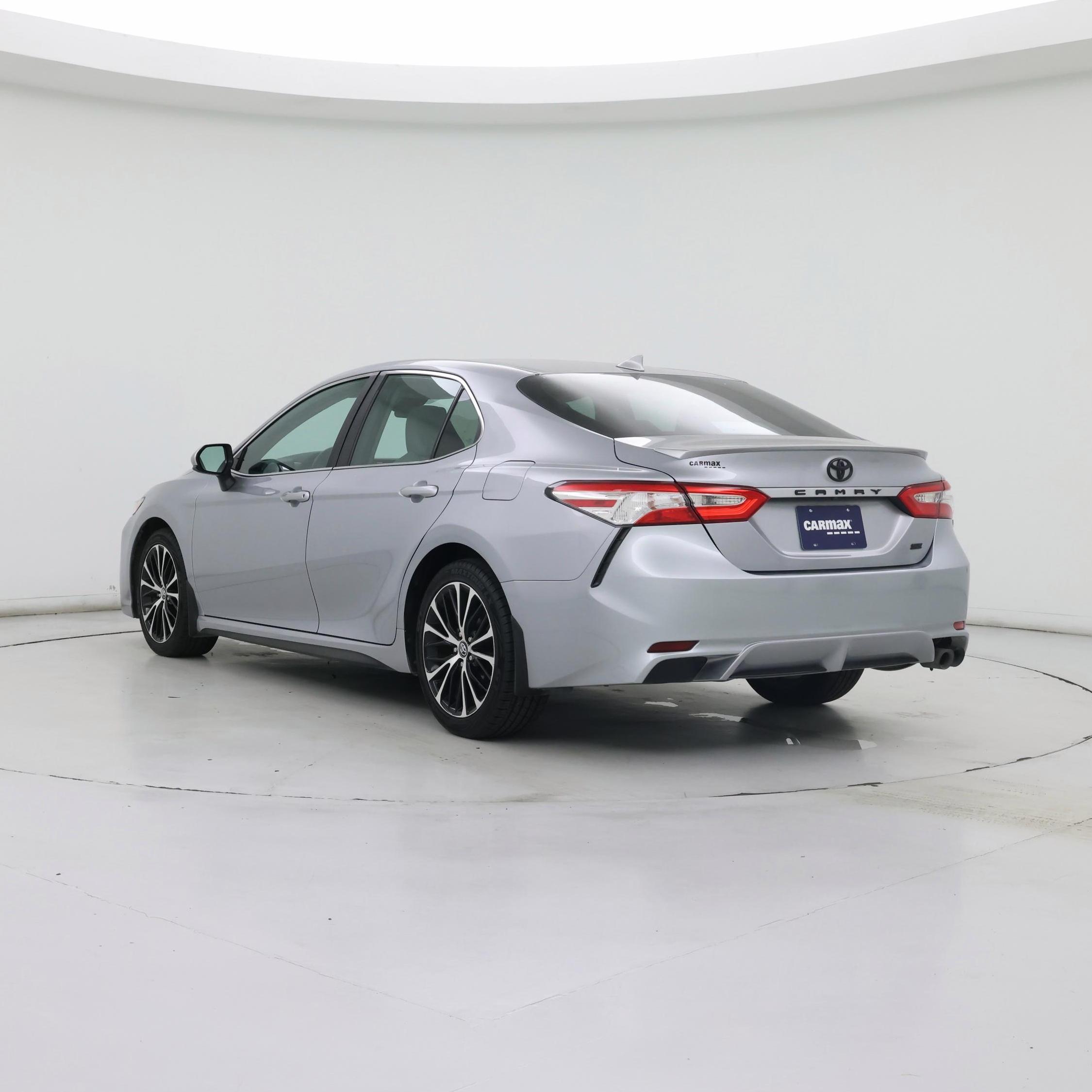 Thumbnail: 2020 Toyota Camry - 2