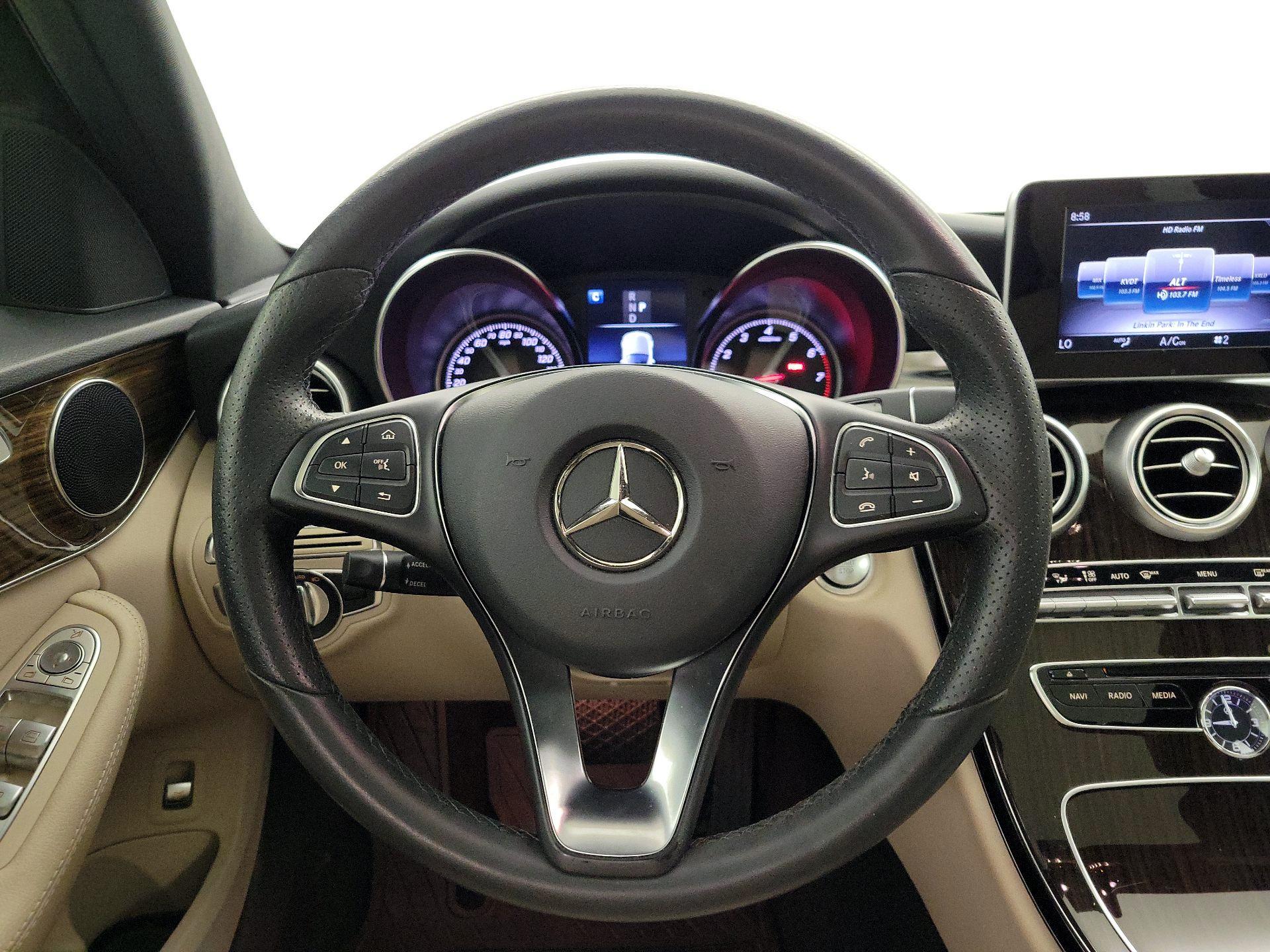 Thumbnail: 2018 Mercedes-Benz C-Class - 10