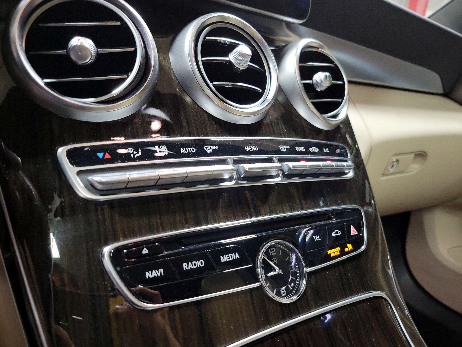 Thumbnail: 2018 Mercedes-Benz C-Class - 16