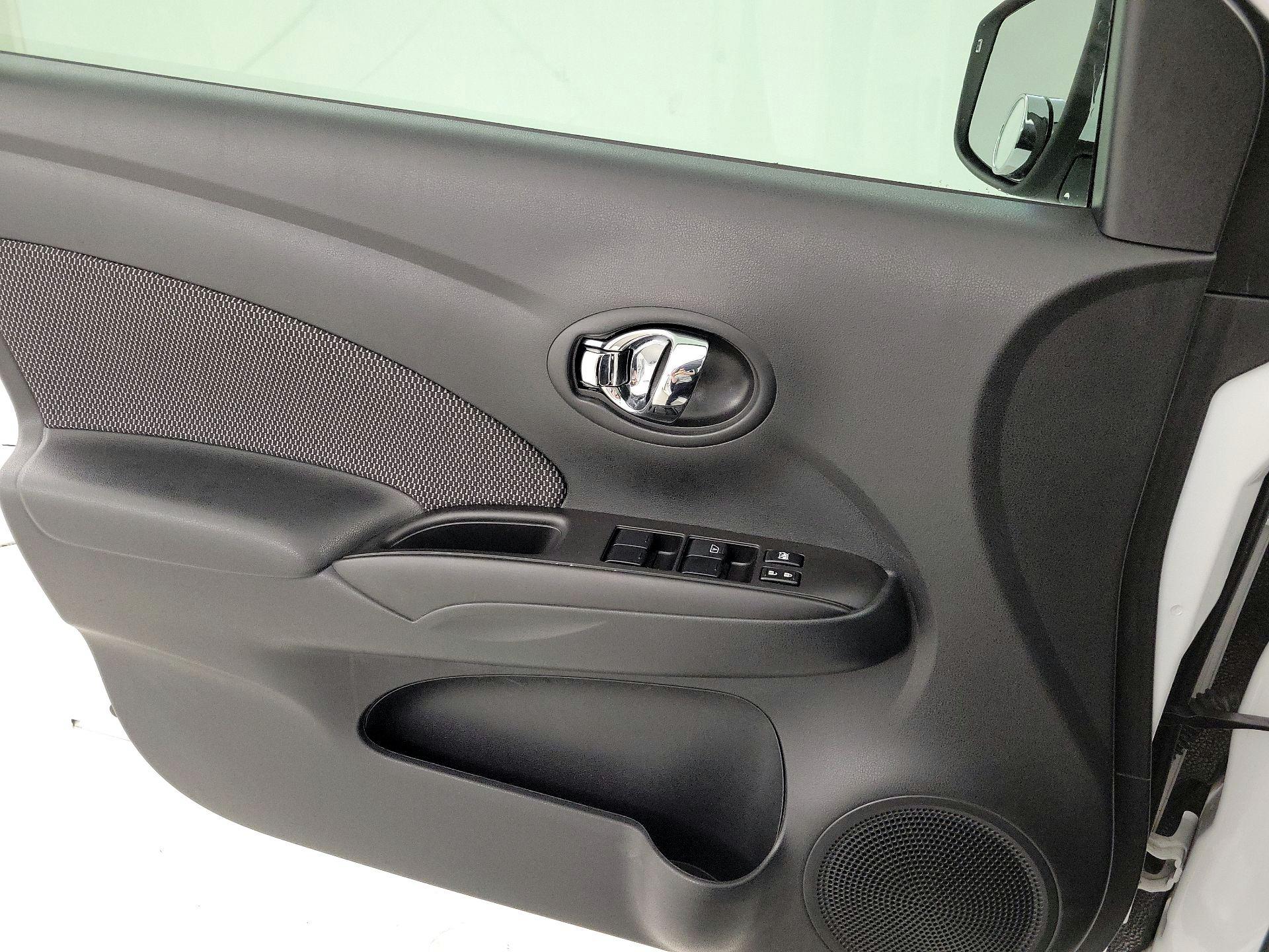 Thumbnail: 2015 Nissan Versa - 12