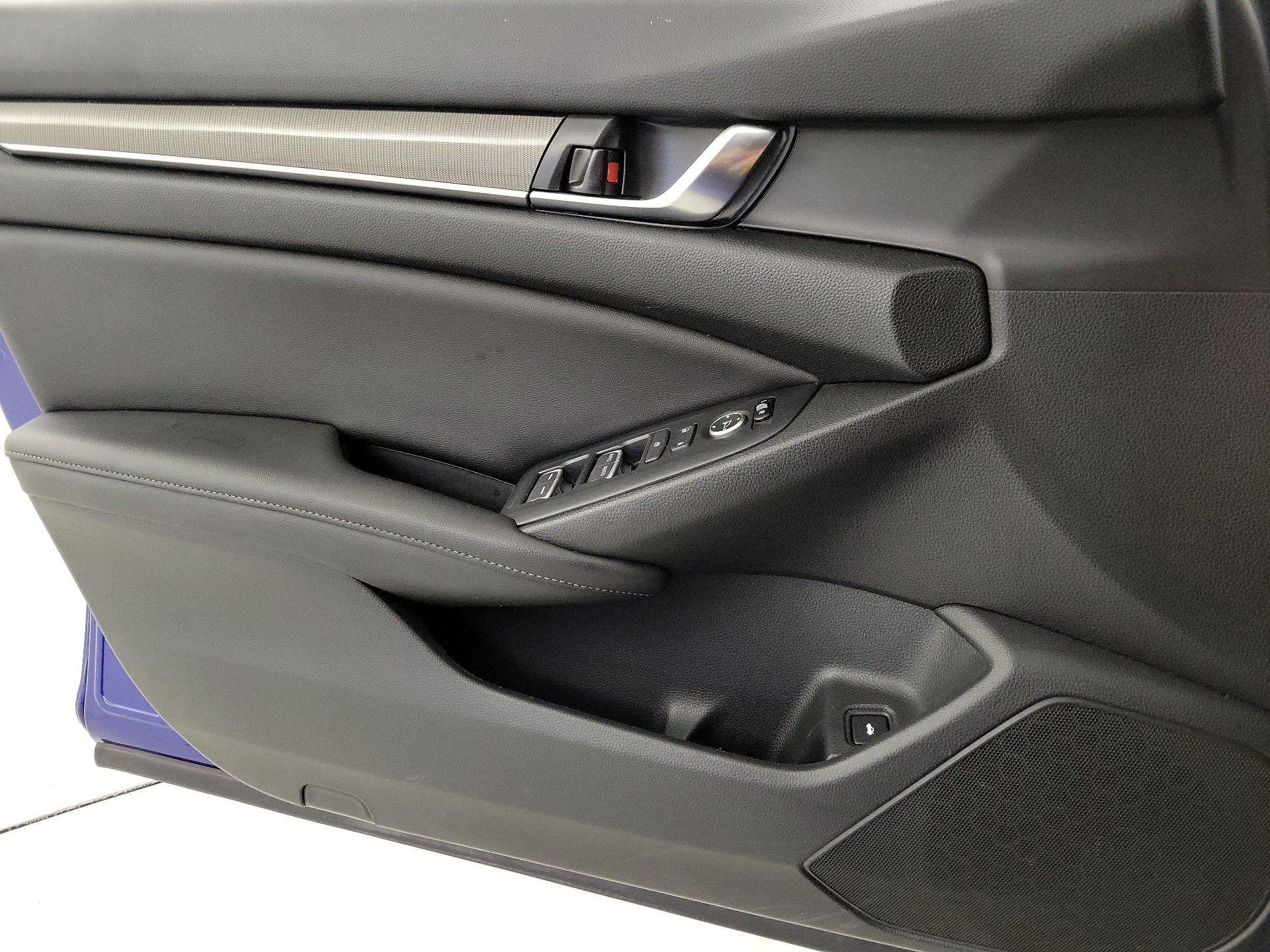 Thumbnail: 2019 Honda Accord - 12
