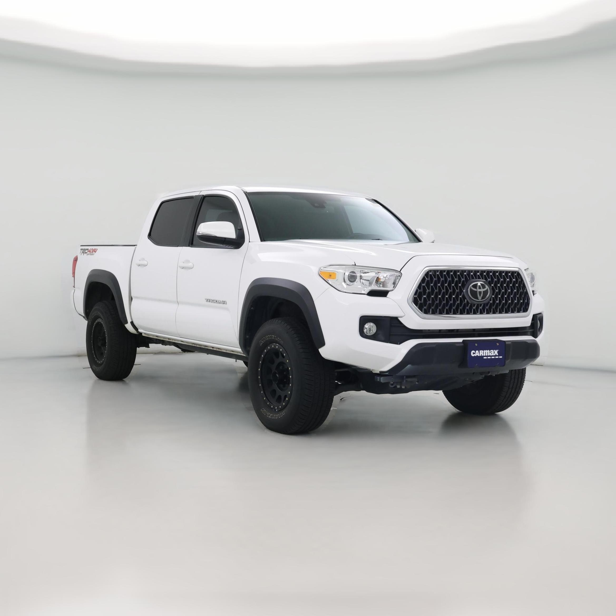 Thumbnail: 2019 Toyota Tacoma - 1