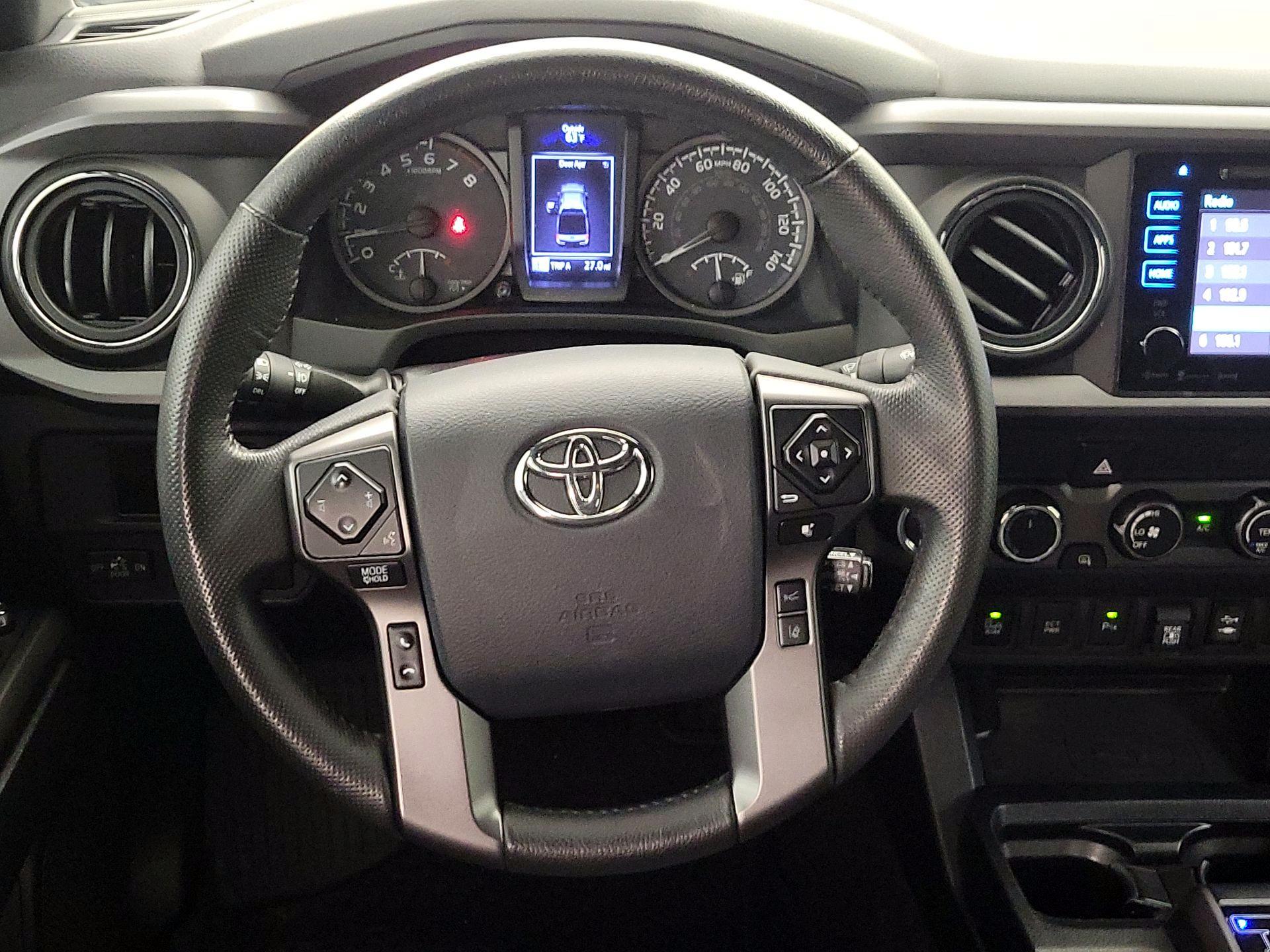 Thumbnail: 2019 Toyota Tacoma - 10