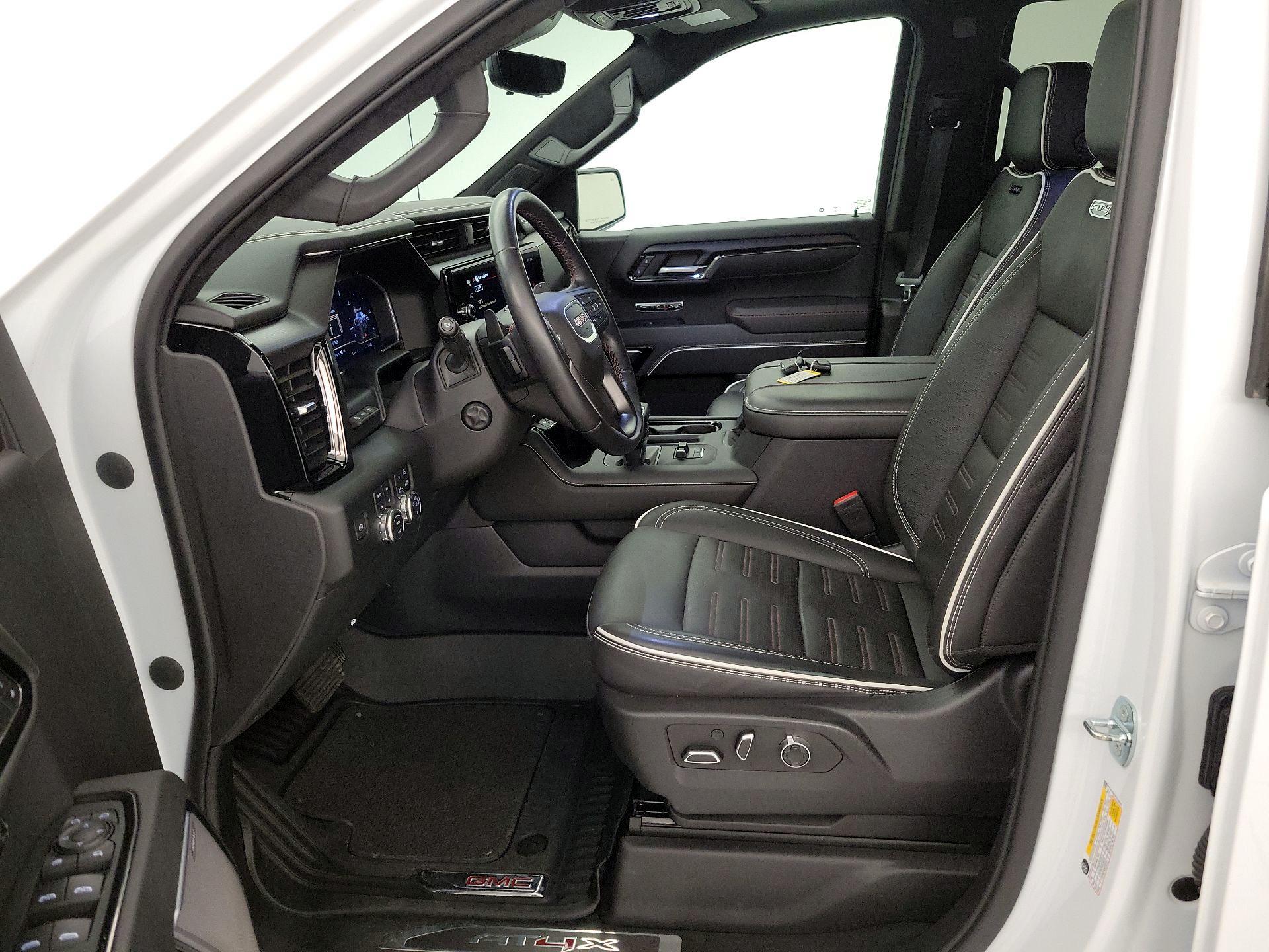 Thumbnail: 2023 GMC Sierra 1500 - 11