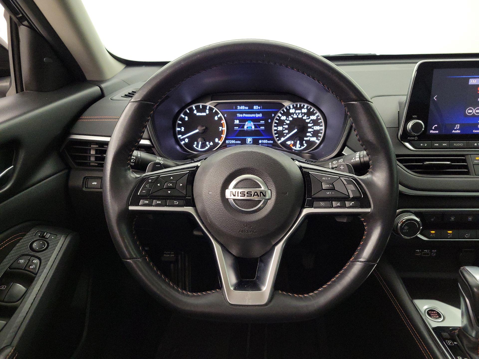 Thumbnail: 2019 Nissan Altima - 10