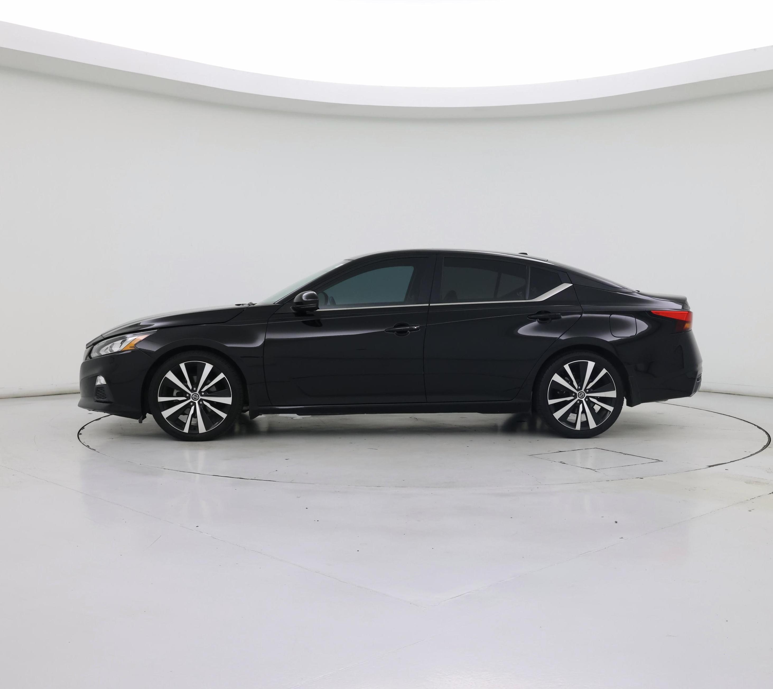Thumbnail: 2019 Nissan Altima - 3