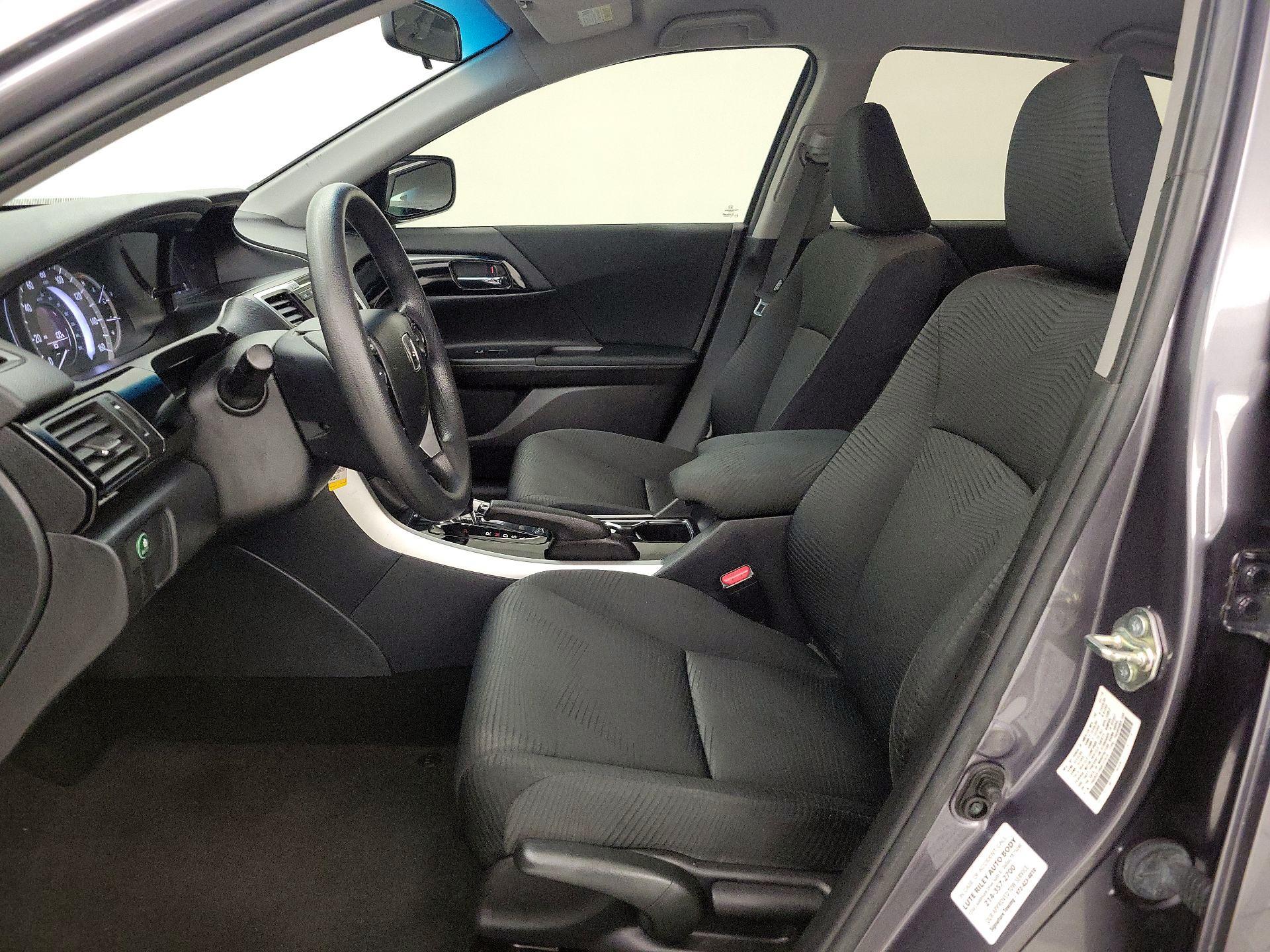 Thumbnail: 2016 Honda Accord - 11