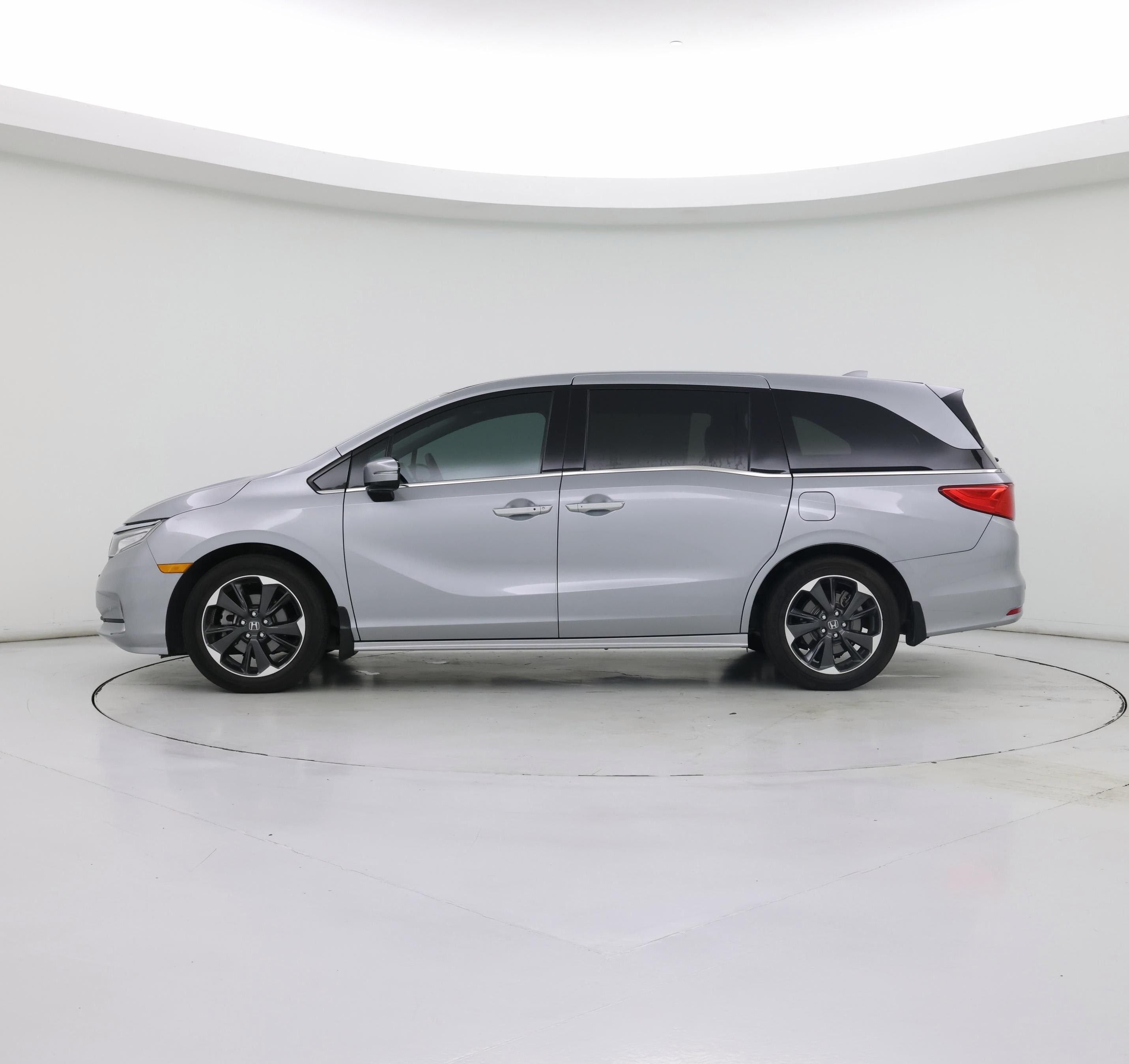 Thumbnail: 2024 Honda Odyssey - 3