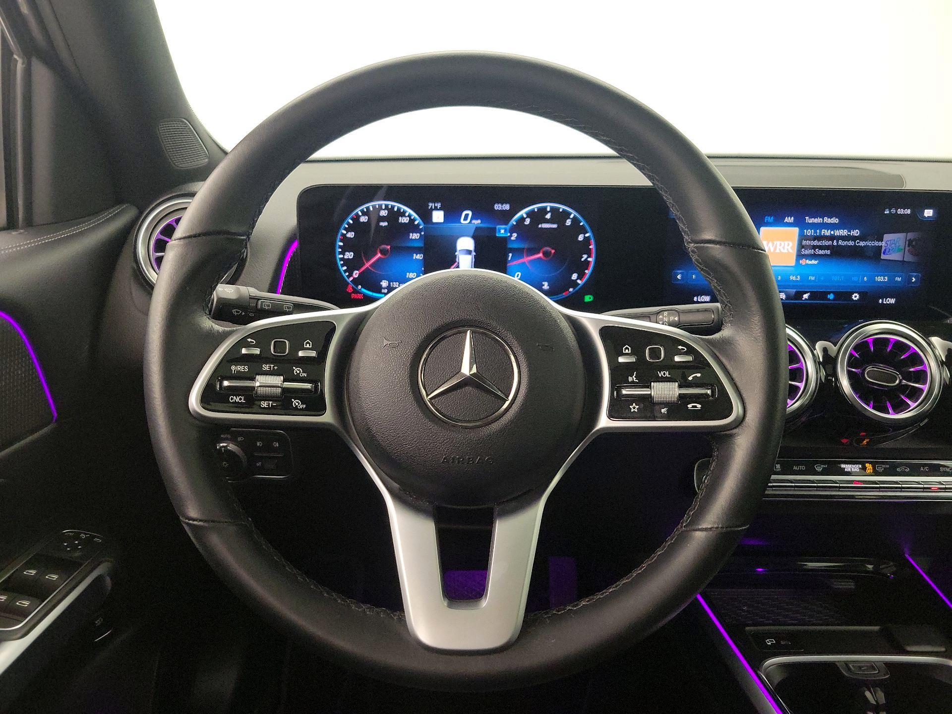 Thumbnail: 2022 Mercedes-Benz GLB - 10