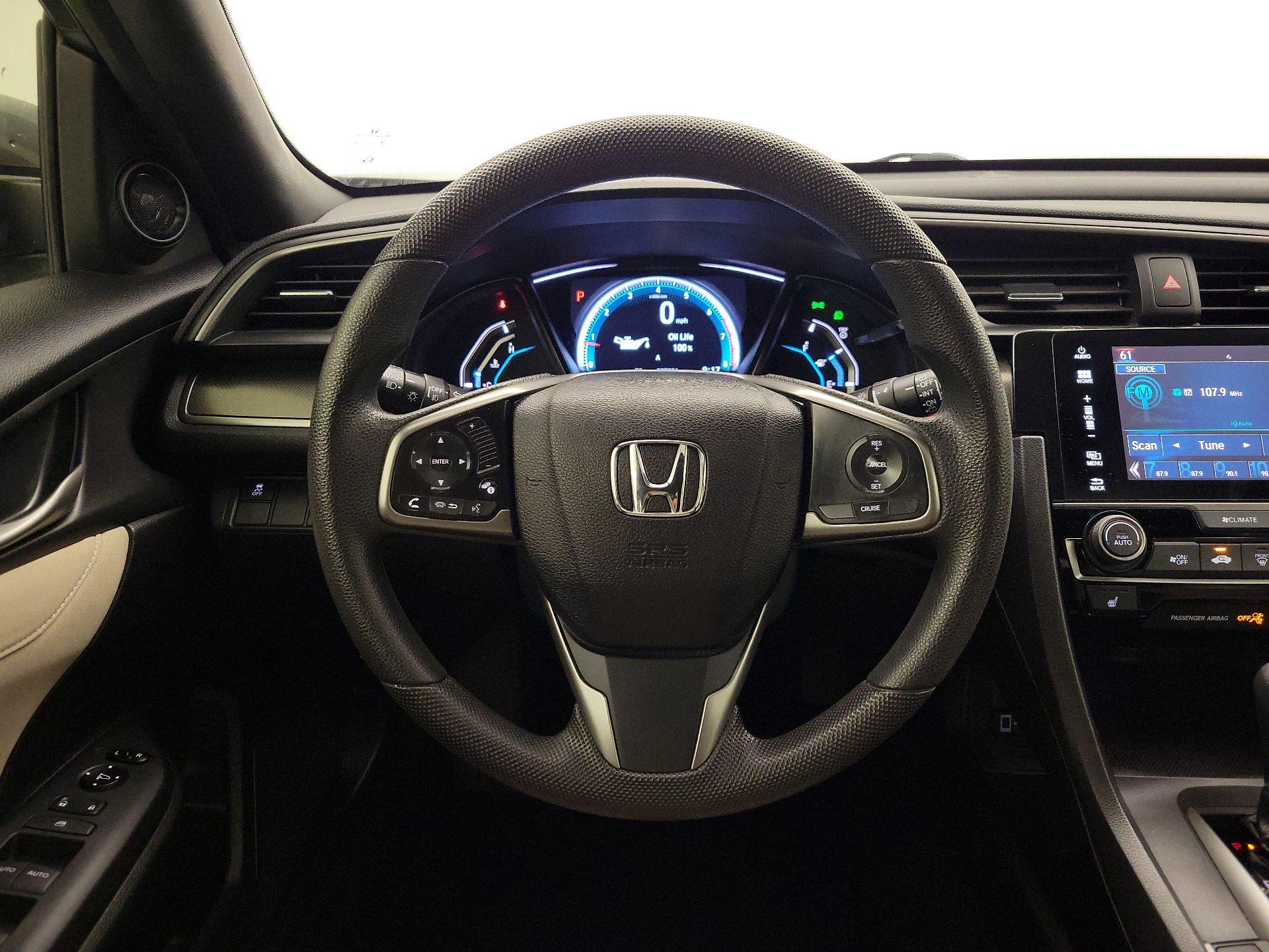 Thumbnail: 2017 Honda Civic - 10