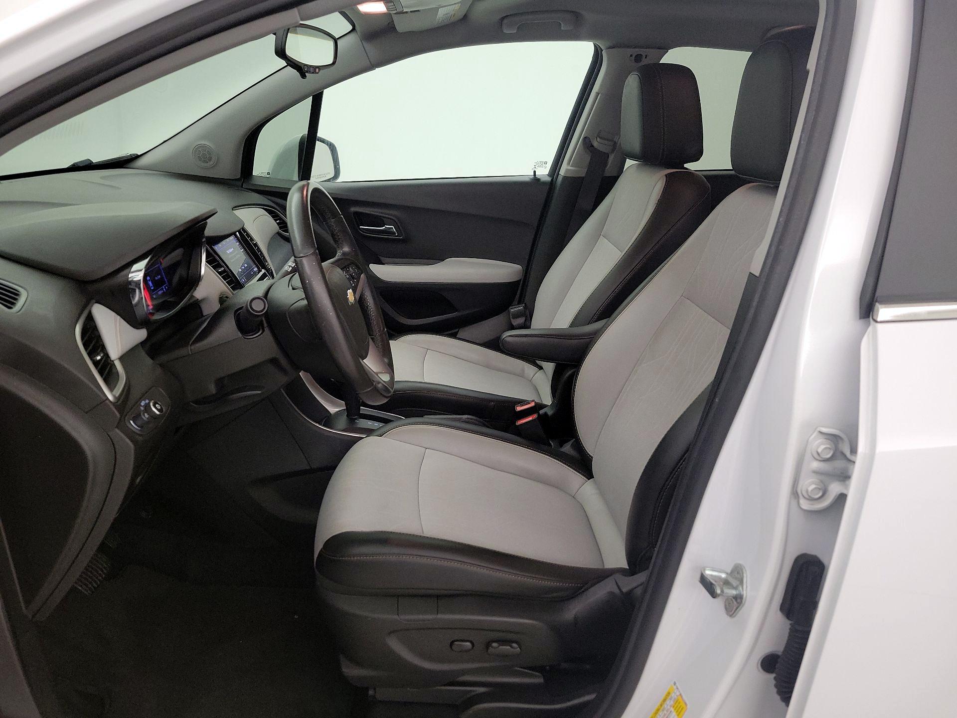 Thumbnail: 2020 Chevrolet Trax - 11