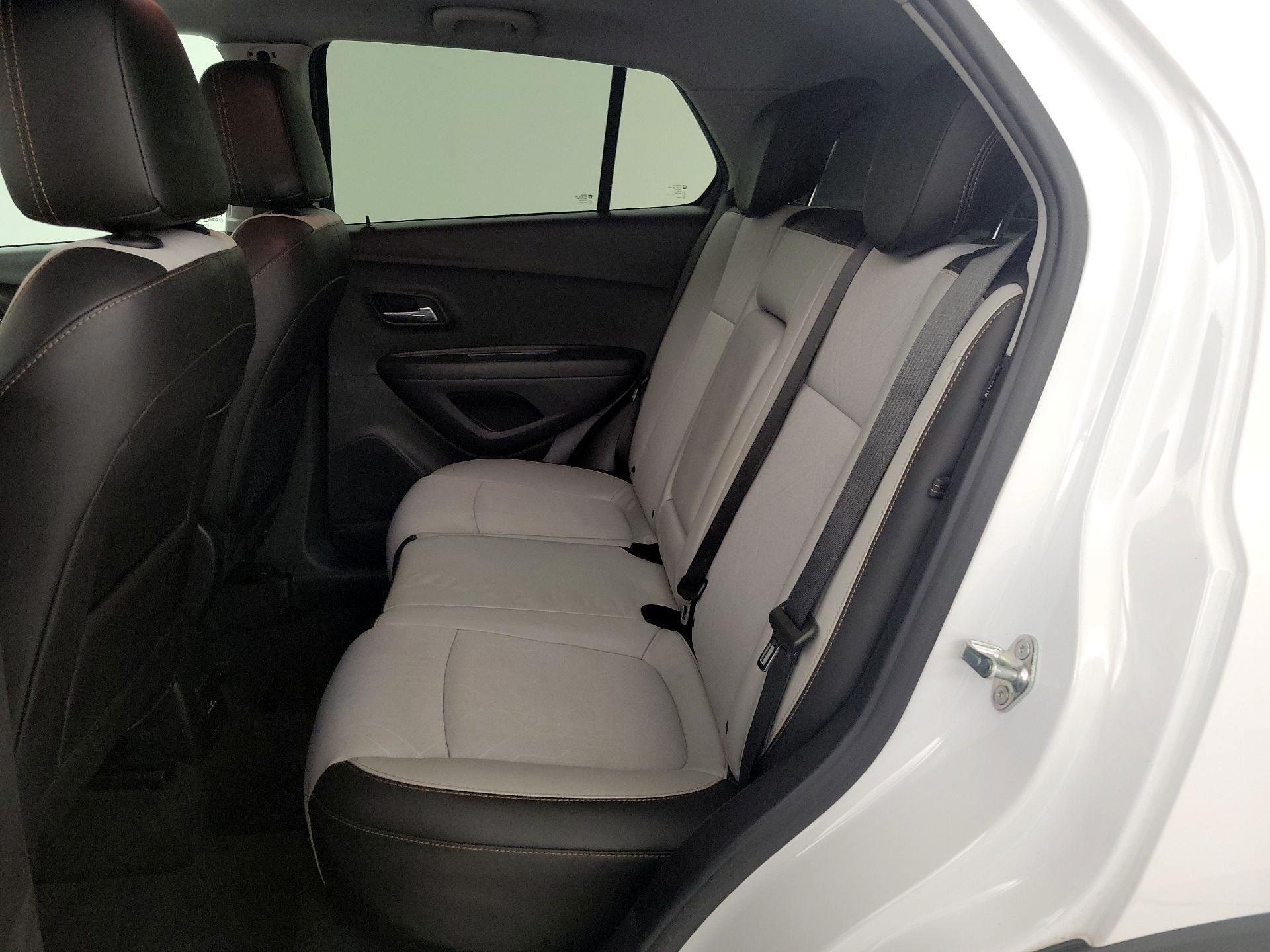 Thumbnail: 2020 Chevrolet Trax - 18
