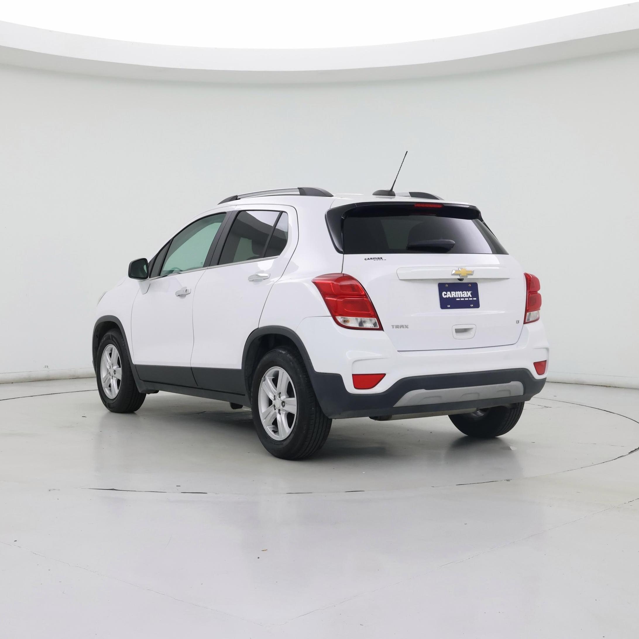 Thumbnail: 2020 Chevrolet Trax - 2