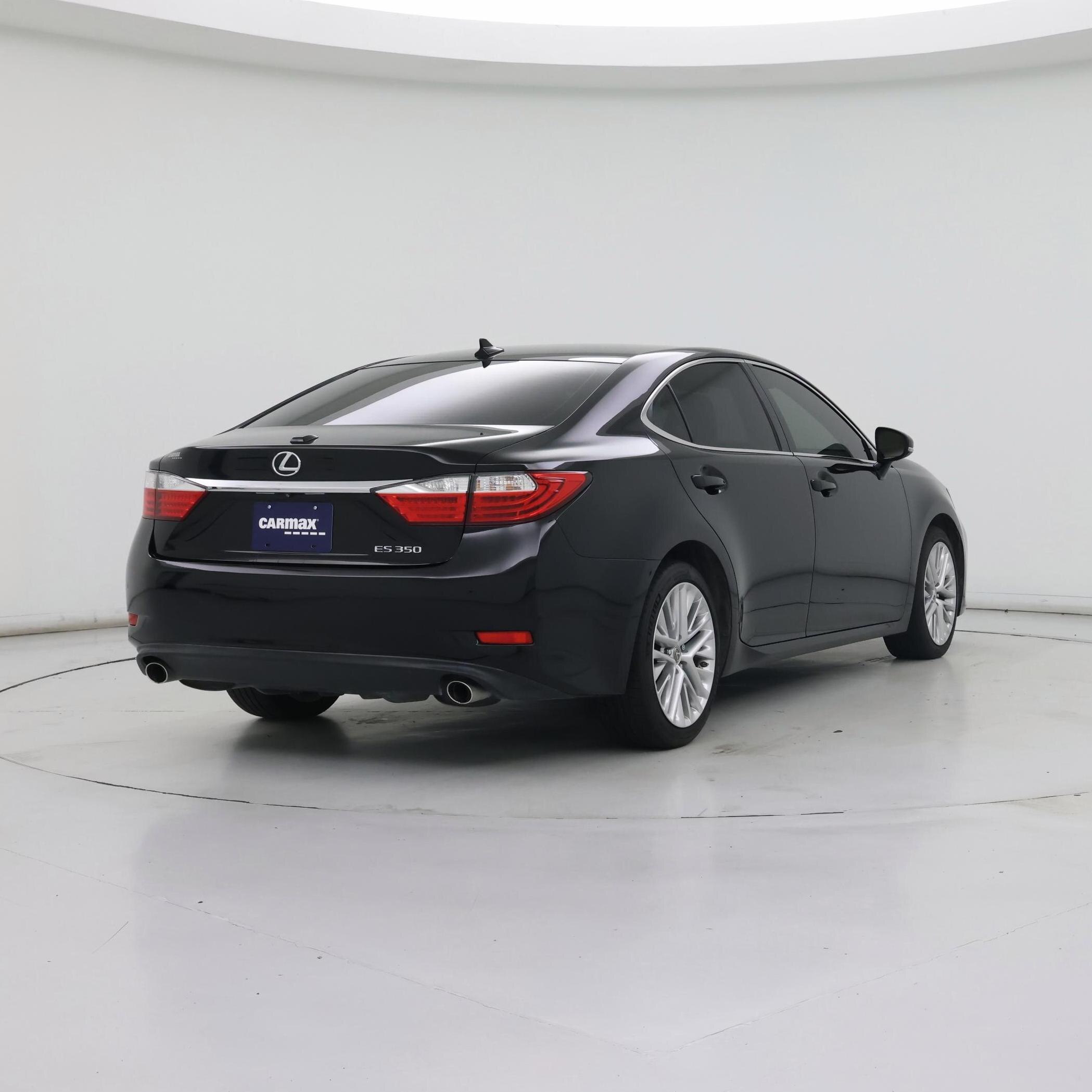 Thumbnail: 2015 Lexus ES - 8