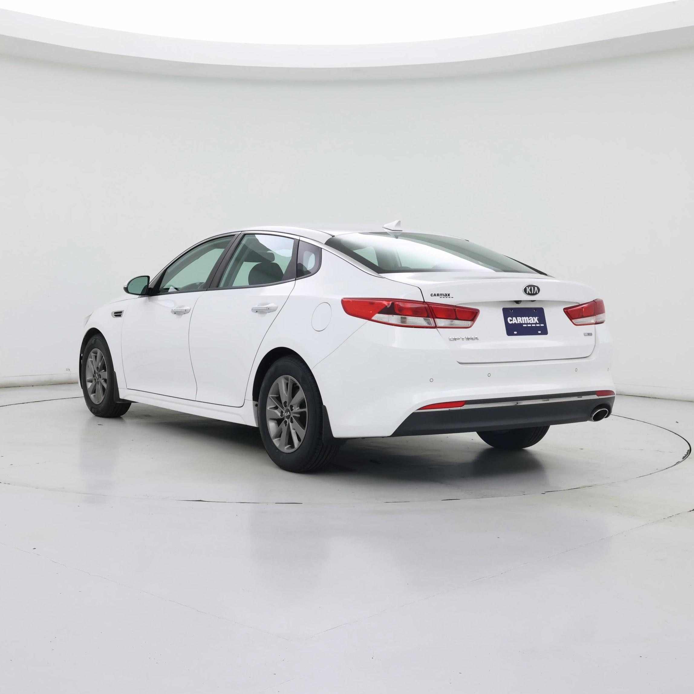 Thumbnail: 2018 Kia Optima - 2